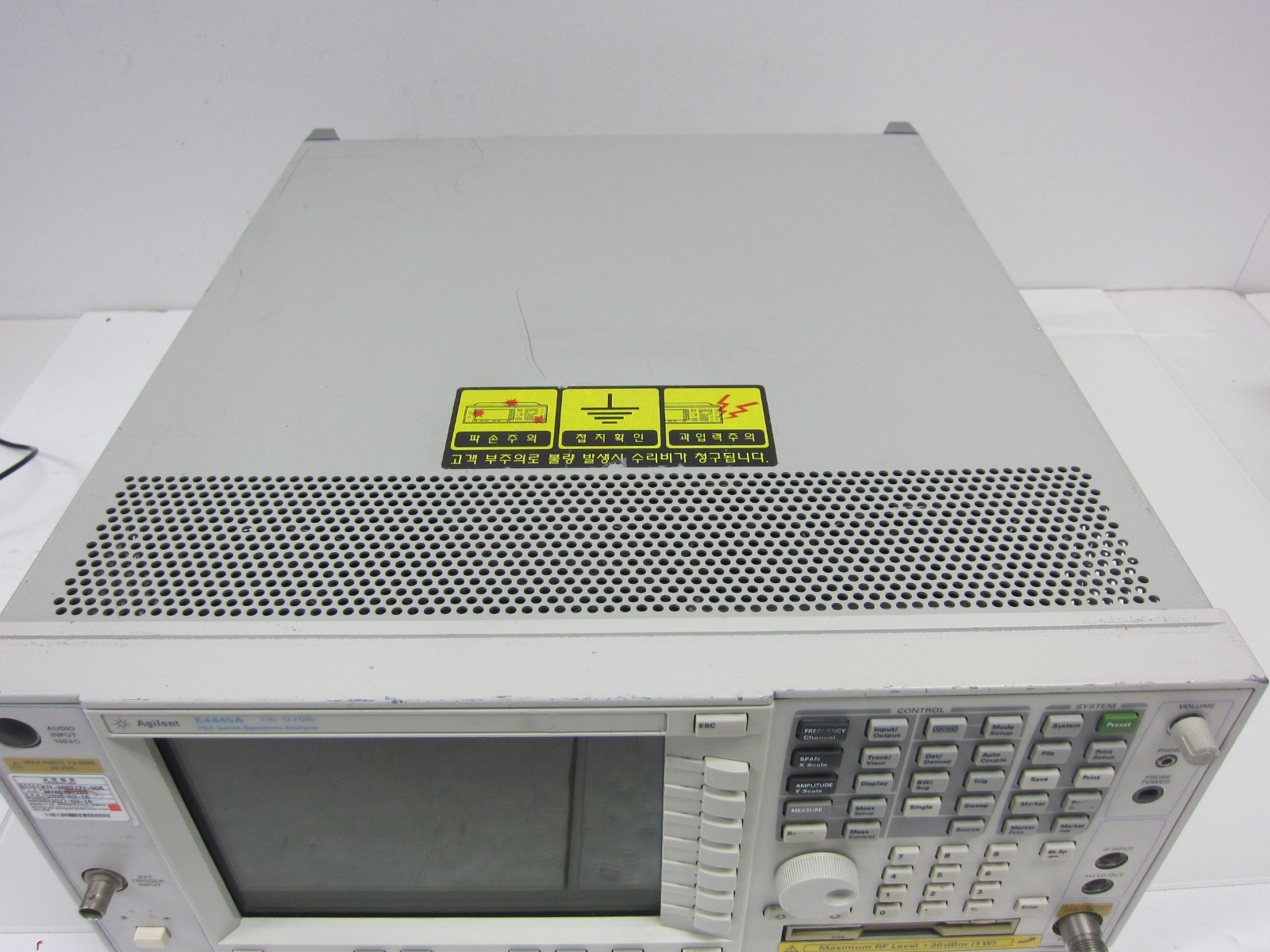 HP/KEYSIGHT/ Agilent E4445A 3Hz-13.2 GHz Spectrum Analyzer with Opts, Calibrated