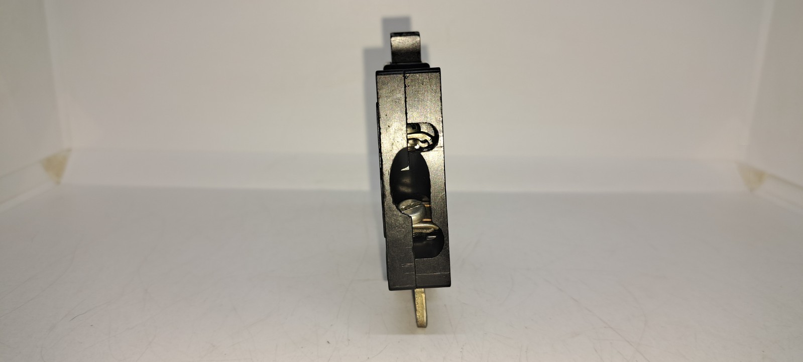 Square D QOT2020 2-20A 20 Amp 120/240 VAC Circuit Breaker PIGGYBACK with Hook