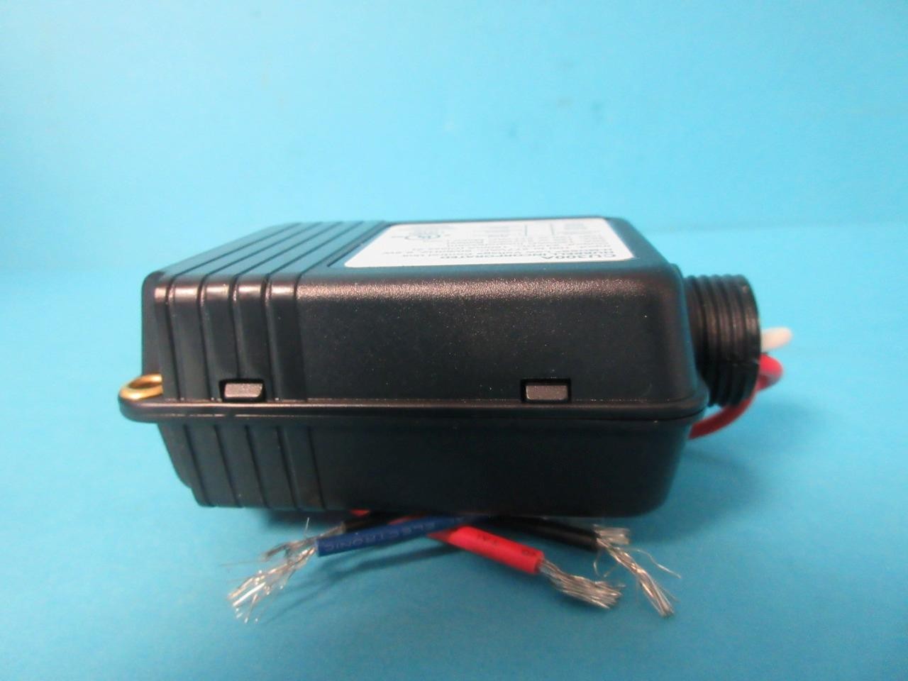 HUBBELL CU300A H-MOSS CONTROL UNIT 100-277 VAC 50/60HZ 6.5W POWER OUTPUT 24VDC