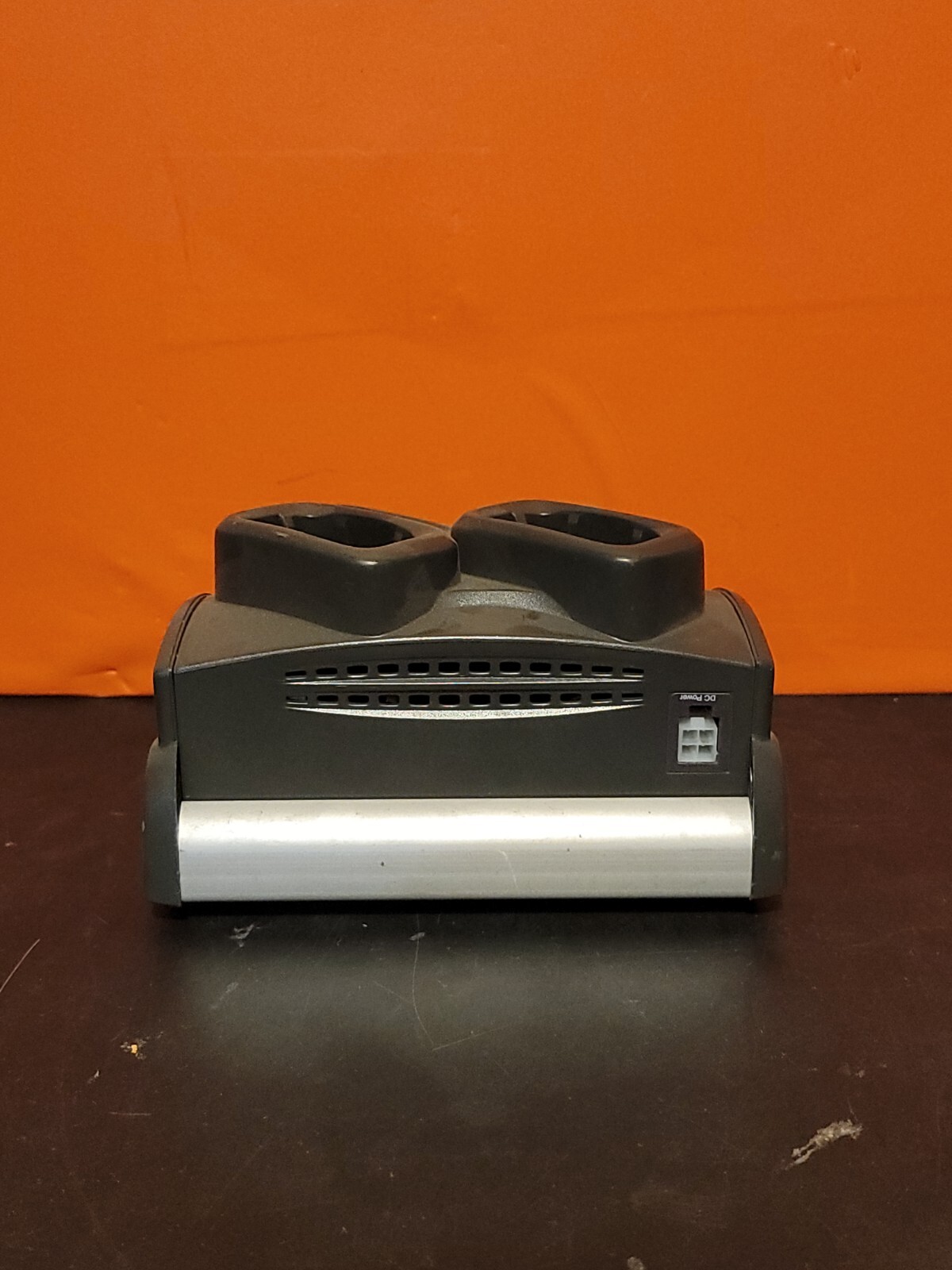 Symbol 4 Slot Battery Charger Model ~ SAC9000-4000R ~ Tested & Working