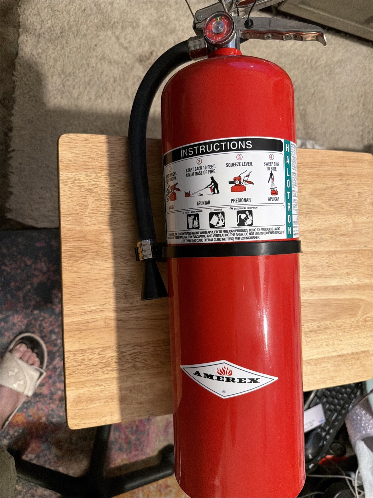 Clean Agent Fire Extinguisher – Large 11 lb. Halotron – Excellent Condition!