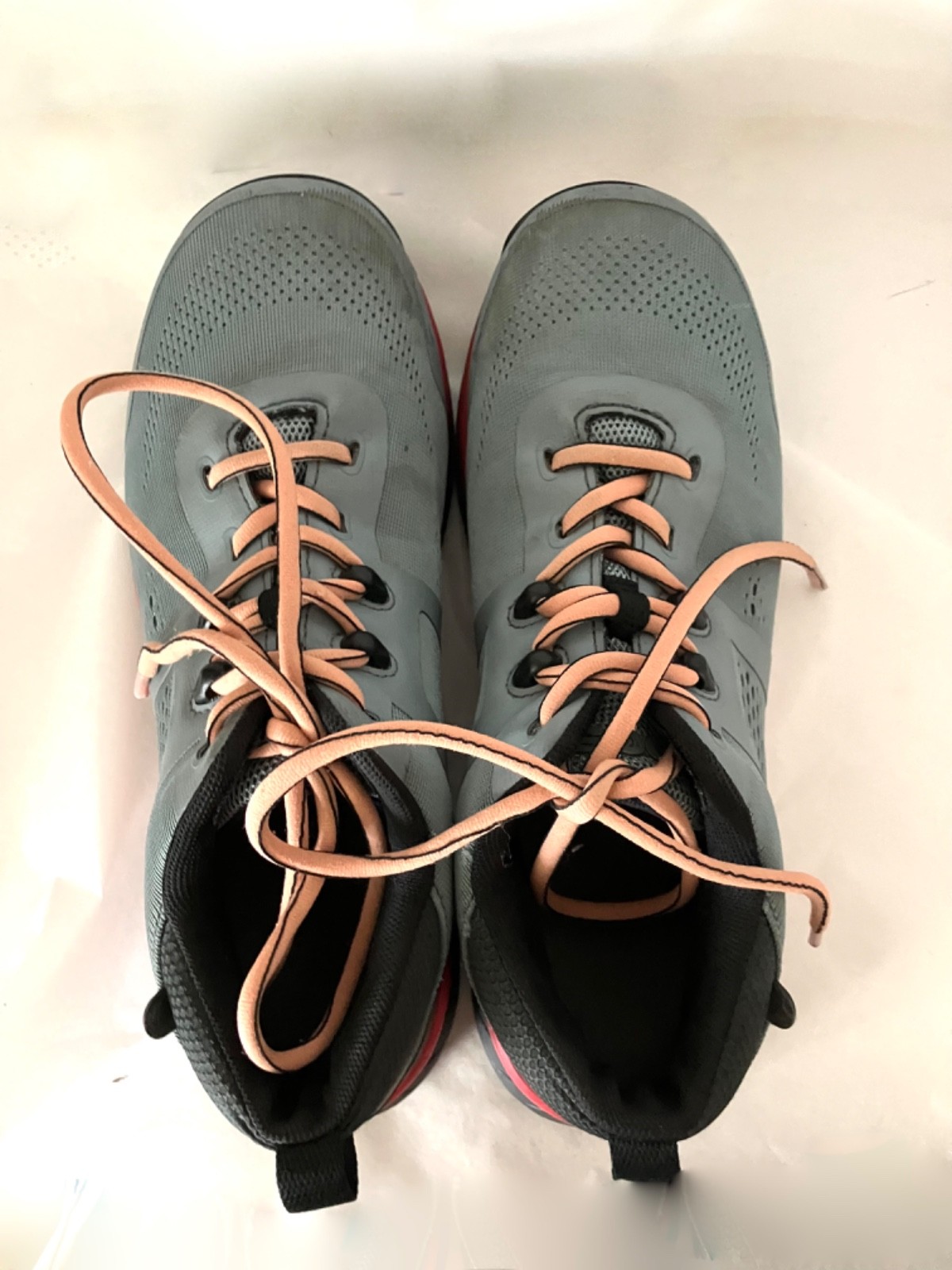BOG Women’s composite toe safety work shoes 8.5 blue-gray