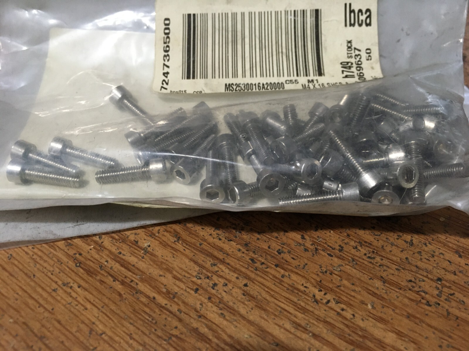(50) M4-0.7 x 16mm ISO 4762/DIN 912 Hex Drive Grade A2-70 Stainless Steel Socket