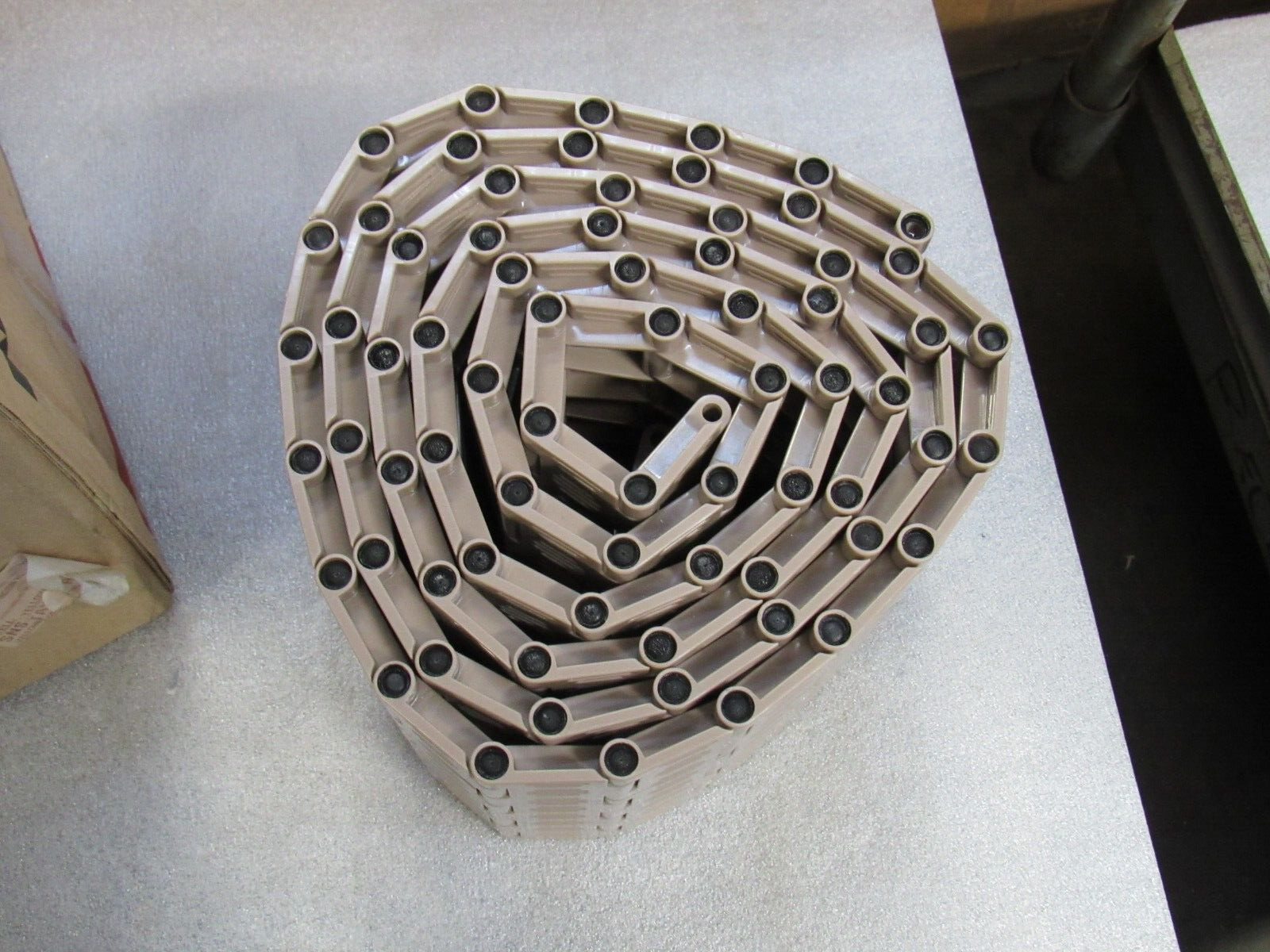 NEW REXNORD MAT TOP CONVEYOR CHAIN LF4706-8.00IN 91070104 8″W 10FT