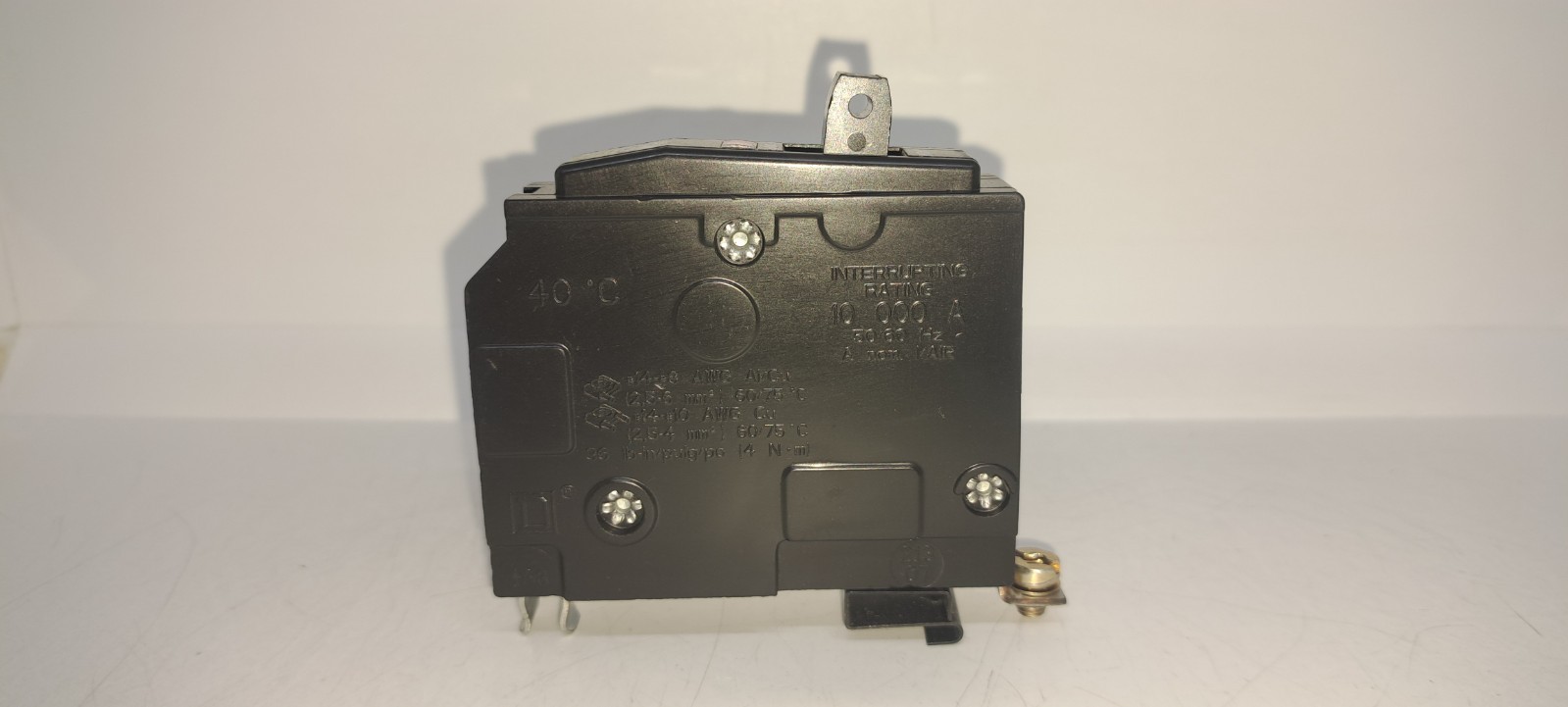 Square D QOB130 1 Pole 30 Amp 120/240V Bolt-on Yellow Face Circuit Breaker NEW