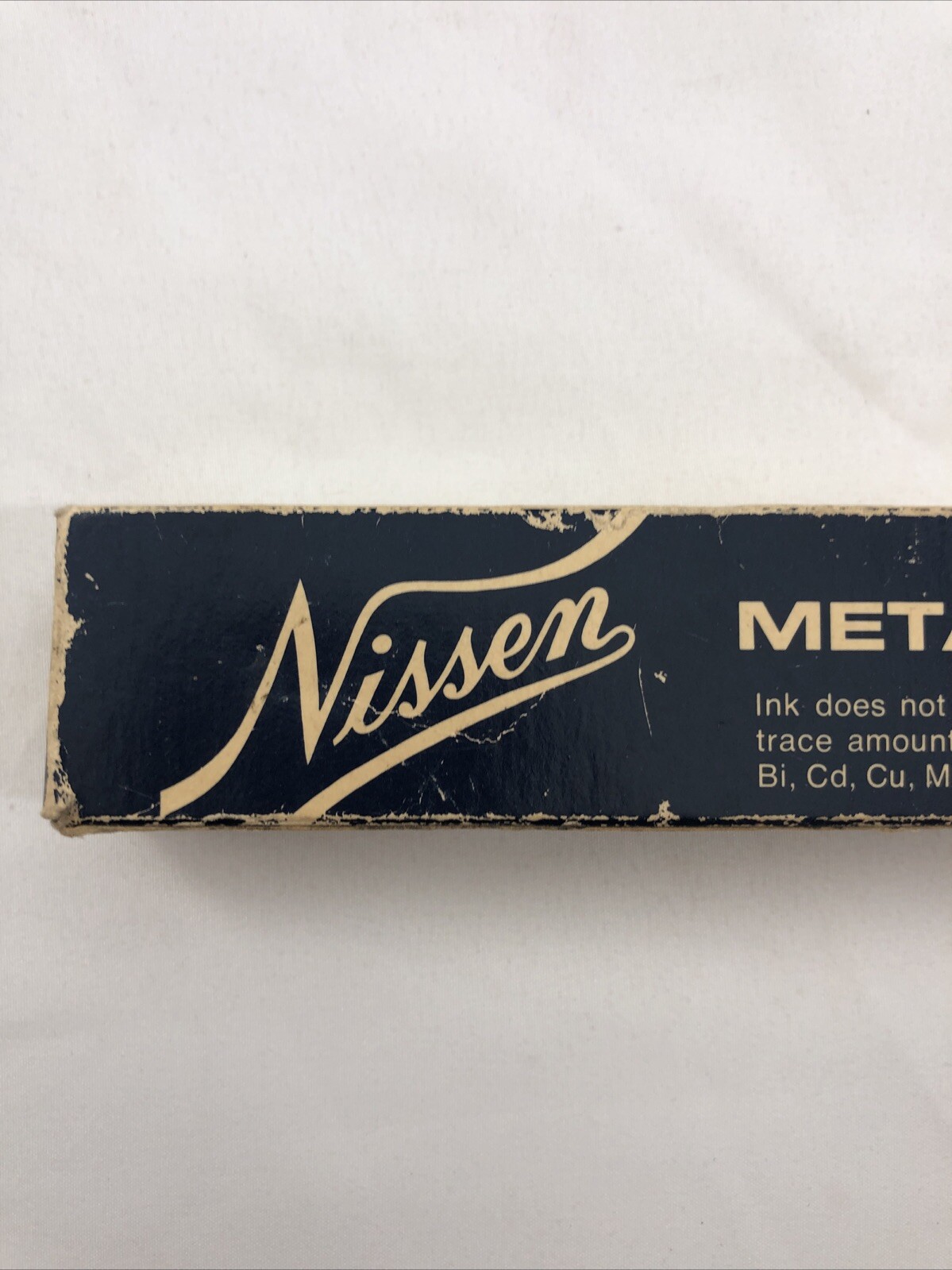 New NISSEN Metal Marker in Yellow 5/64″ in Original Box Low Chloride NOS