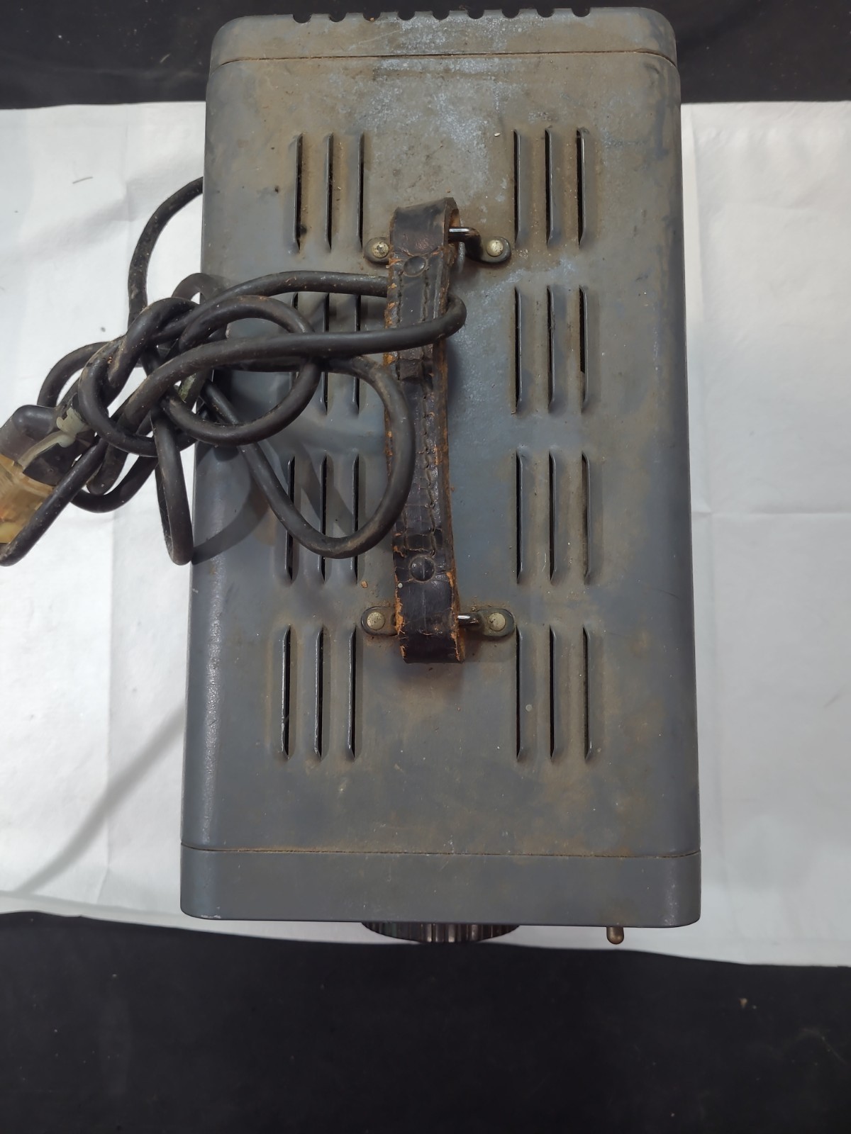 HP 200CD 5 Hz – 600 kHz Vintage Wide Range Oscillator
