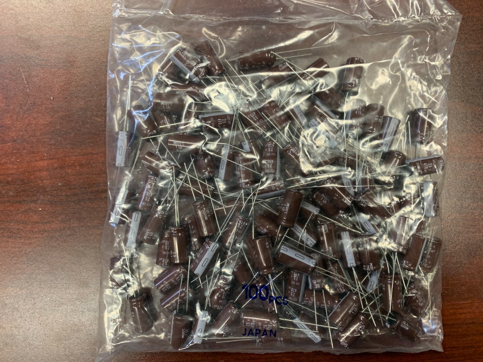 25PCS Nippon SXF25VB471M10X20 Electrolytic Capacitor Radial 470uF 25V 105C 10×20
