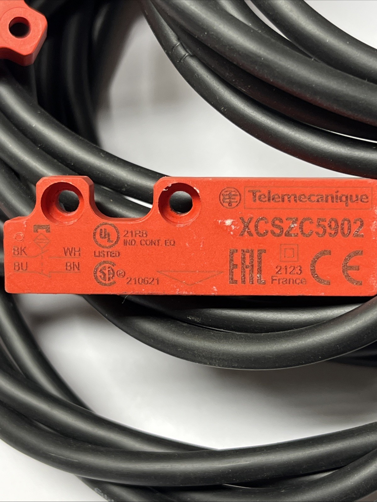 Lot of (5) Telemecanique XCSZC5902/ XCSZC1 Magnetic Safety Switches