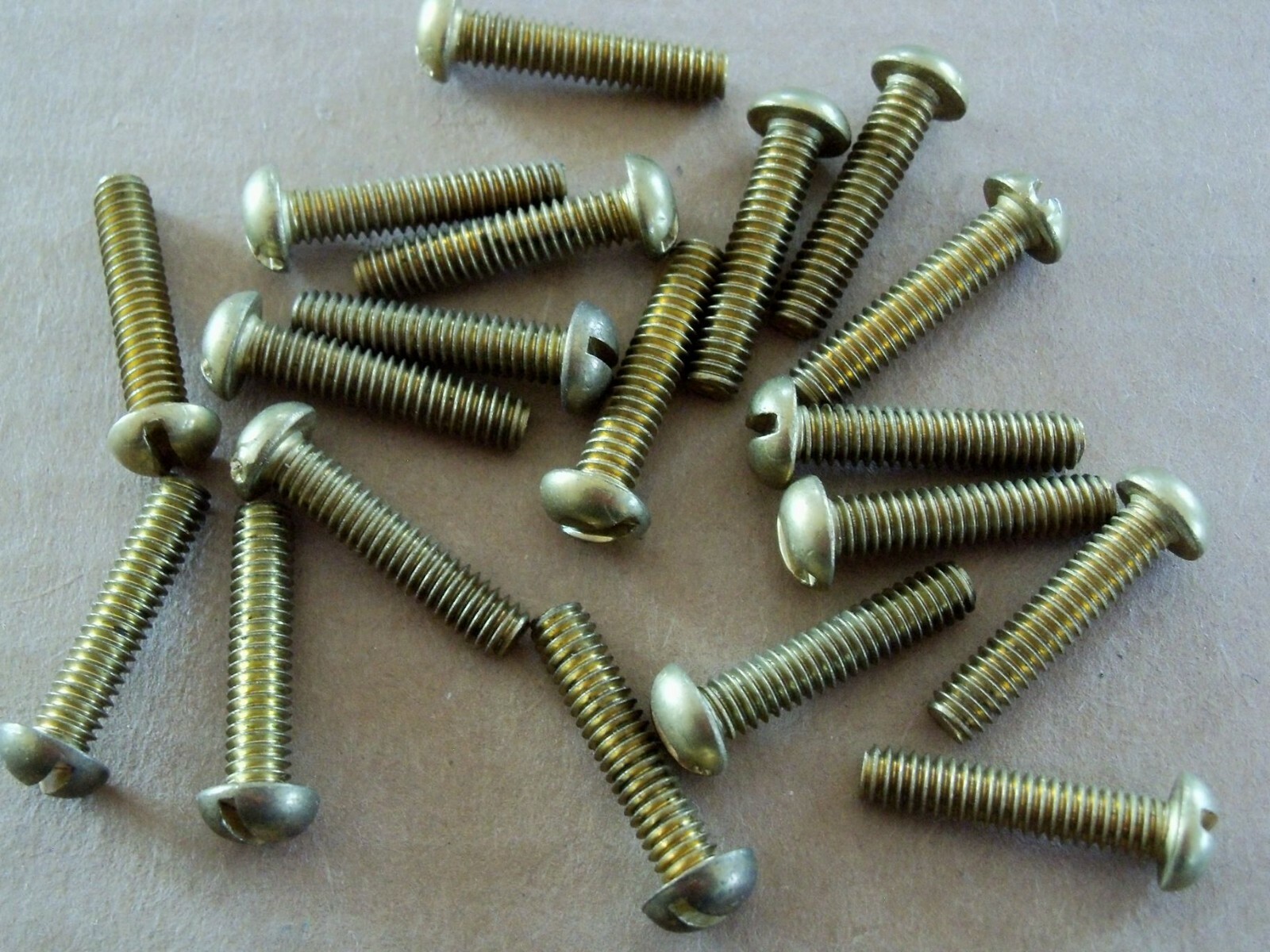 Brass Machine Screws – Slotted Round Head – #12-24 x 1″ – Course Thread Bolts