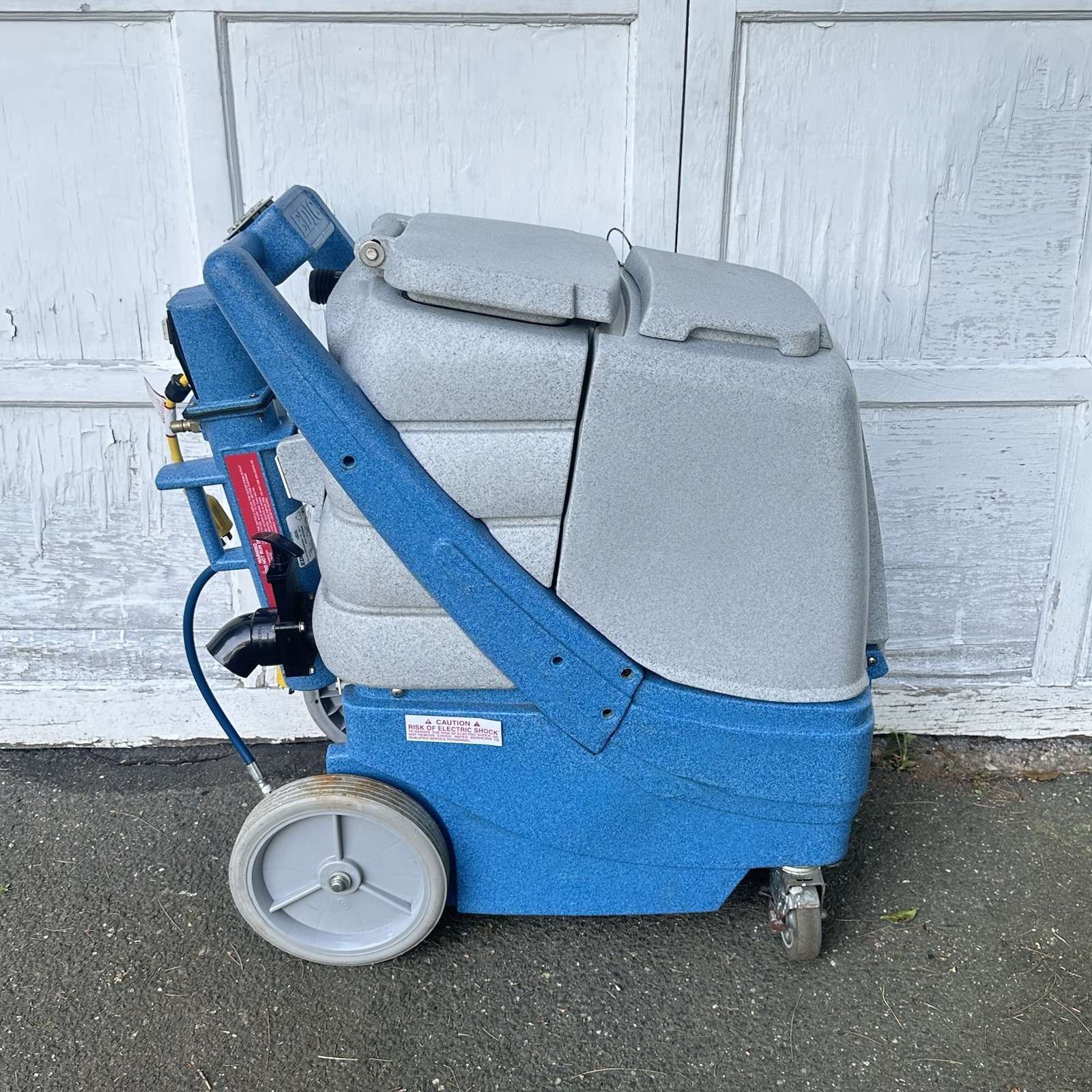 EDIC 2000CX-HR Galaxy 12 Gal. Box Carpet Extractor Adjust. 500 PSI with Heater