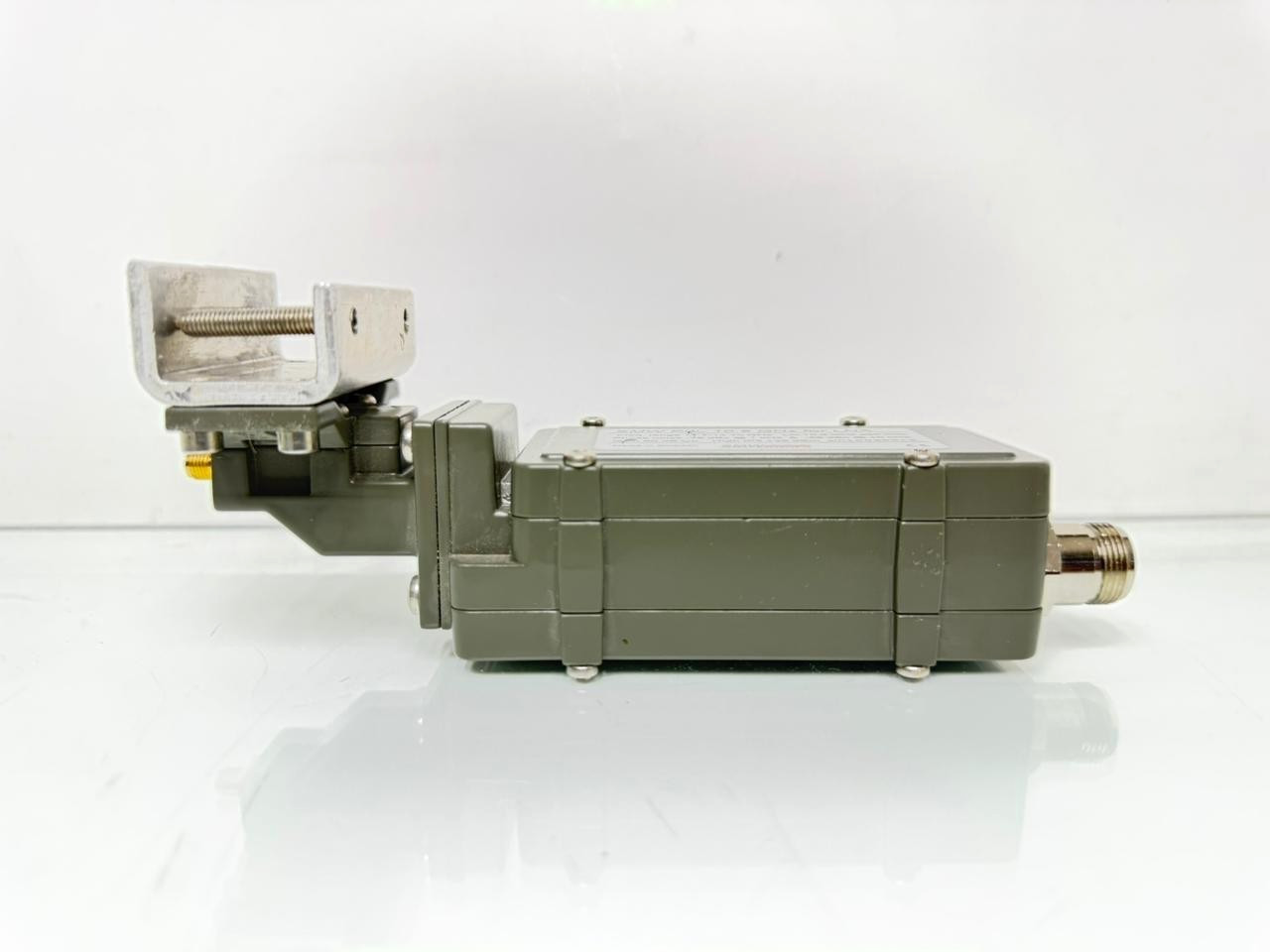 SMW PLL 10.6 GHz for LNA, Freq Range 11.7-12.75 GHz LO 10.6 GHz +25 KHz
