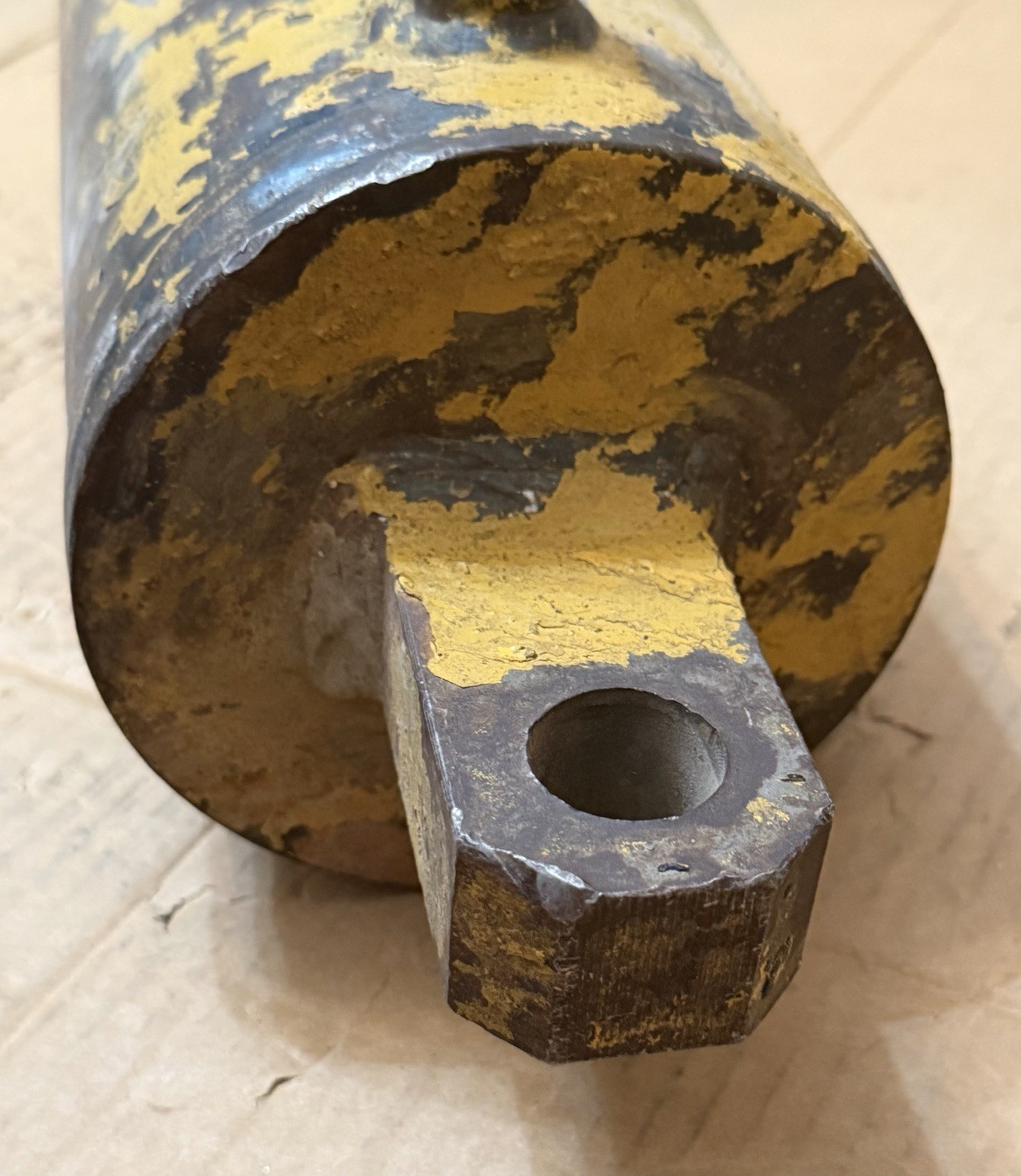 CAT-Hydraulic Cylinder-8″ Stroke-21″ Retracted-29″ Extended Steering Tilt Core