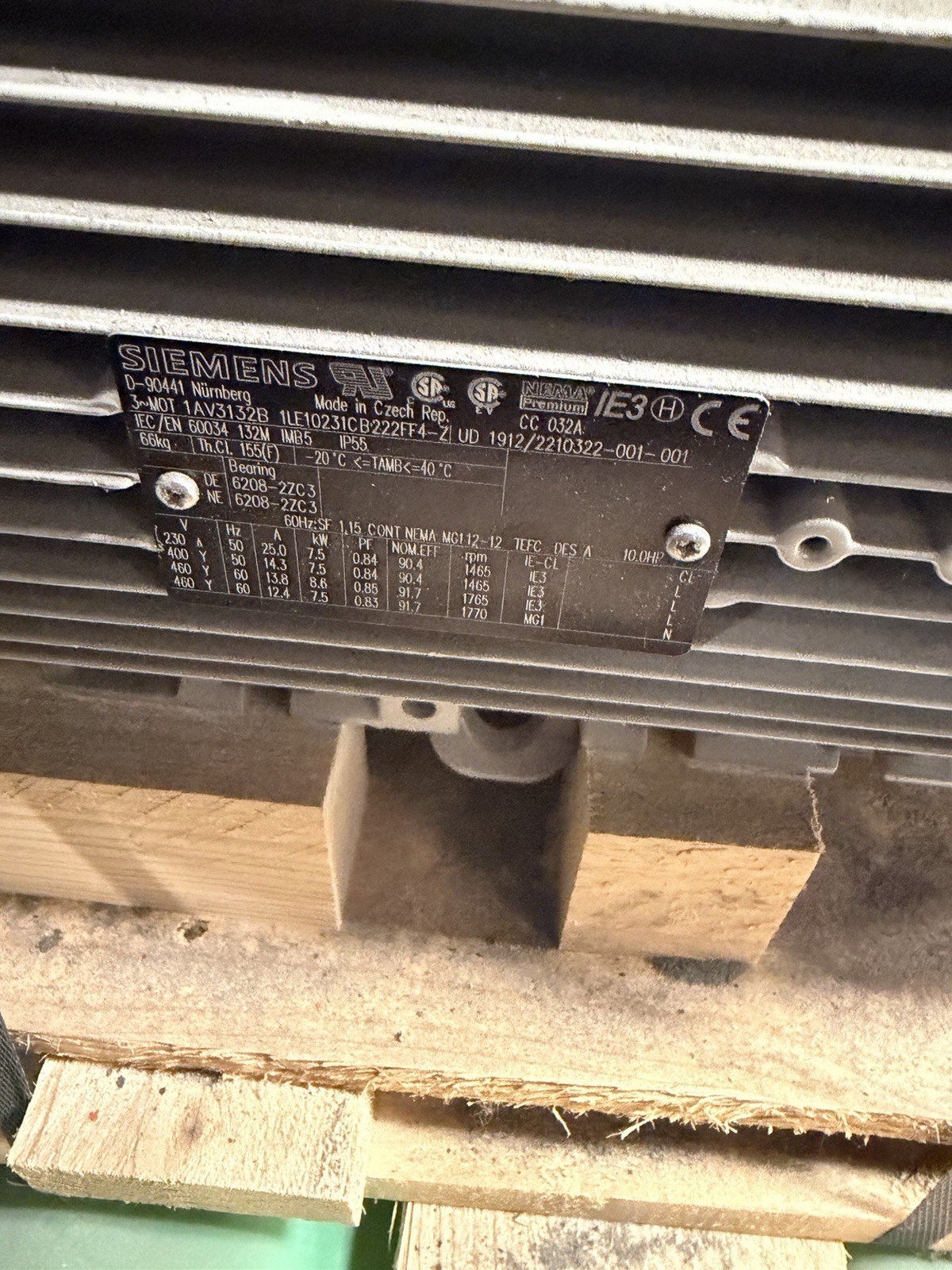Siemens 1AV3132B 1LE10231CB222FF4-Z Brake Motor 10hp 1770rpm USED GOOD CONDITION