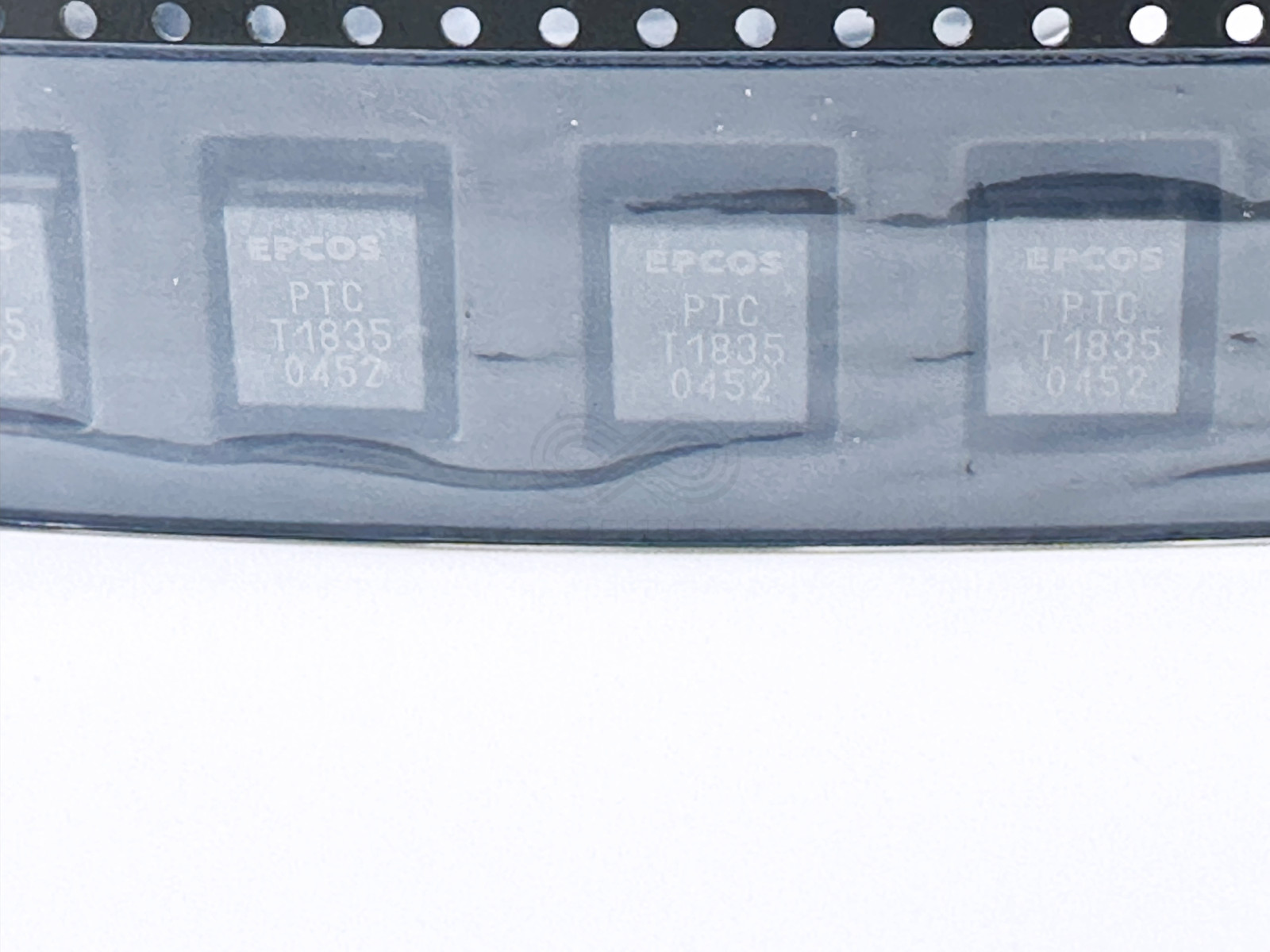 10X B59835T1120A062 EPCOS T1835 PTC Thermistor 35Ohm Resettable Fuse 135VAC SMD