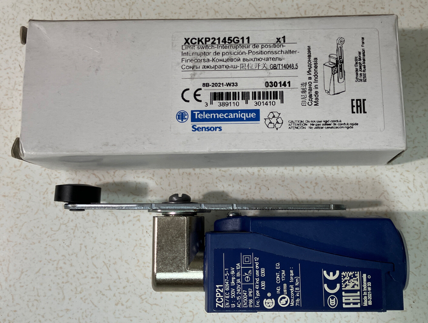 LIMIT Switch ZCY45 Telemecanique XCKP2145G11 Adjustable ROTARY LEVER shps frm US