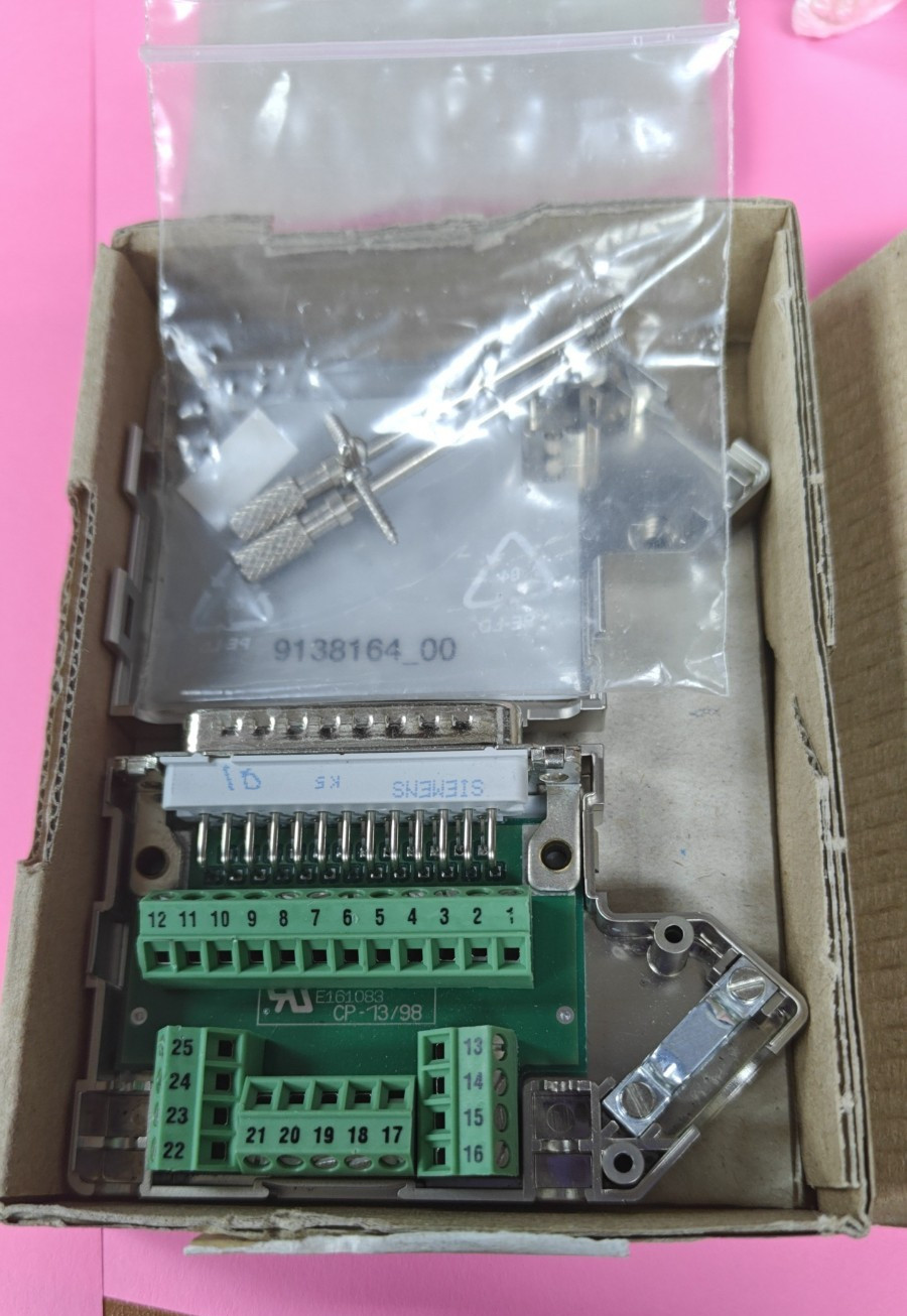 PHOENIX CONTACT SUBCON 25/M-SH 27 61 62 2 MALE D-SUB CONNECTOR 2761622