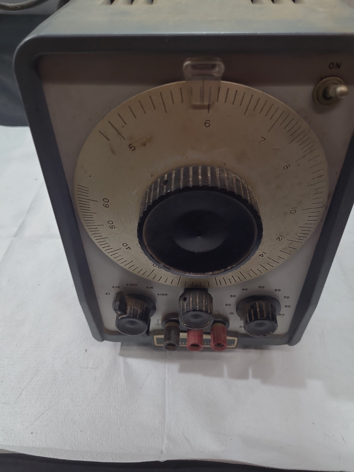 HP 200CD 5 Hz – 600 kHz Vintage Wide Range Oscillator