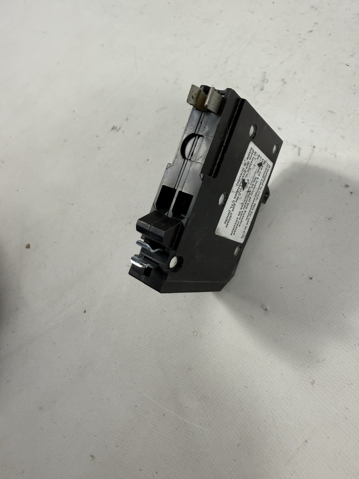 NEW Square D QOT1515NC, TWIN, Tandem, Dual 15 Amp Circuit Breaker QO 15A NO HOOK