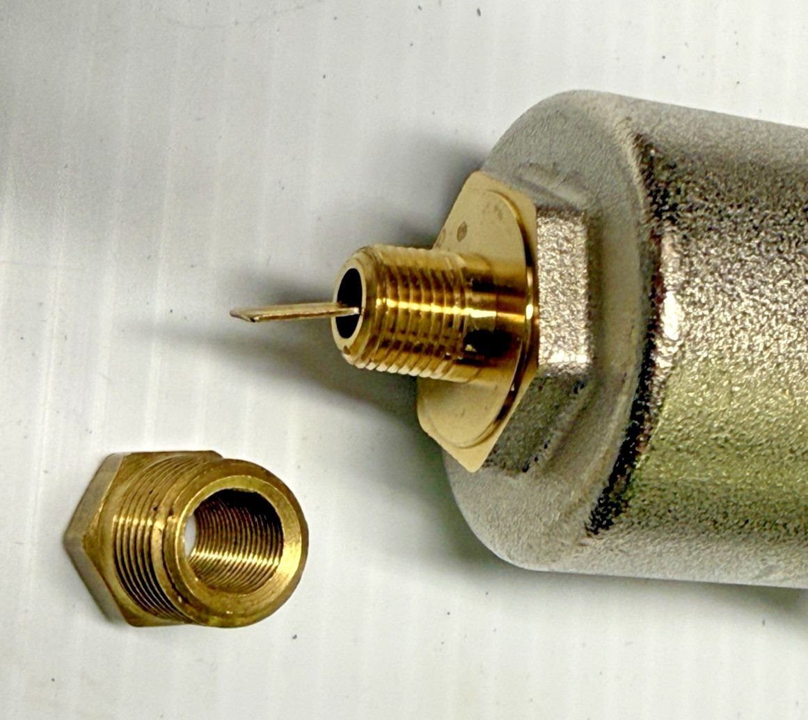 Taco Comfort Solutions 1/8 in. 400 Hy-Vent, 150 psi, w/ 1/8 x 1/4 brass bushing
