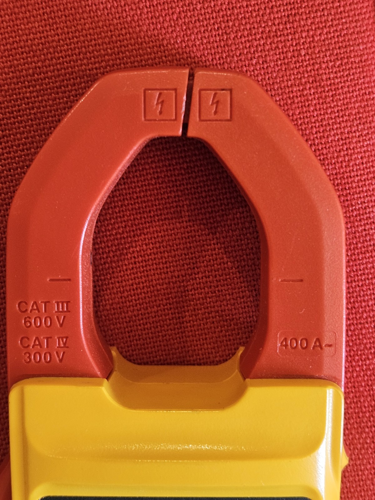Fluke 323 true rms digital clamp meter +Original leads + case( Great Condition)