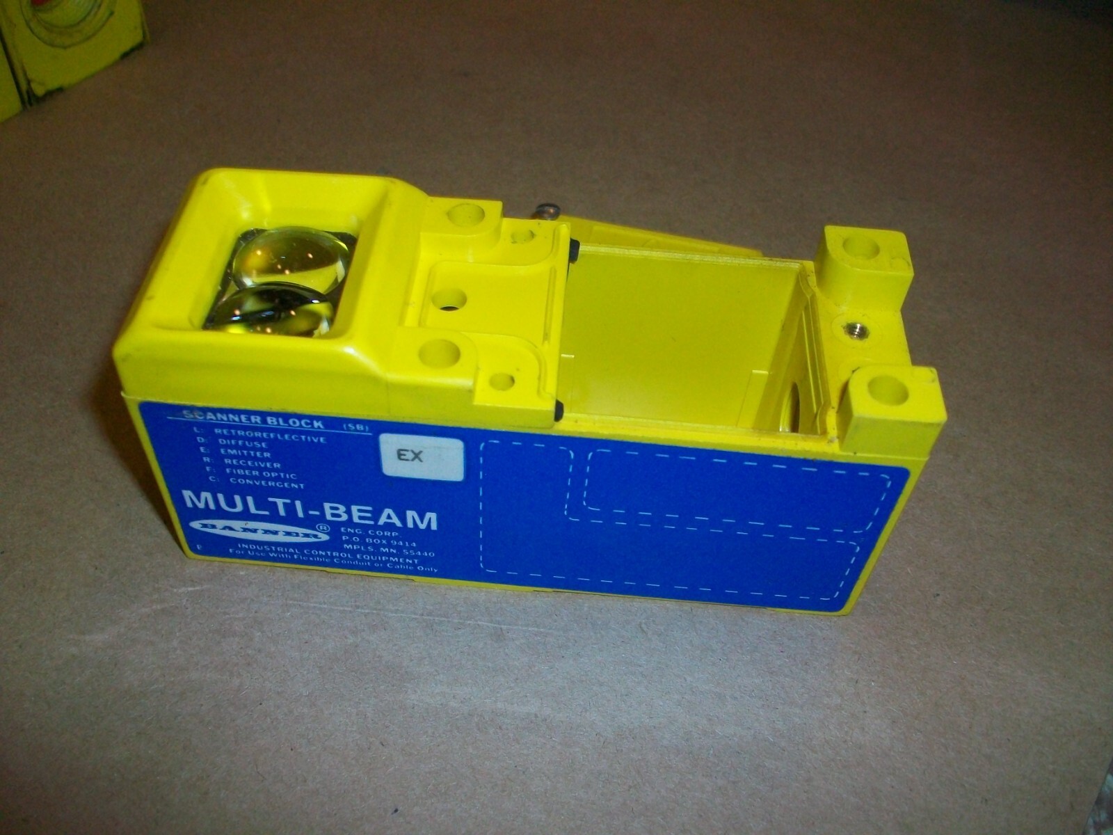 Banner Multi-Beam Sensor EX USED