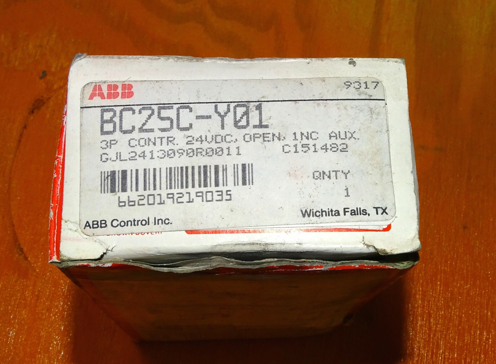NEW ABB contactor, BC25C-Y01, BC25-30-01, 24 Volt DC coil, 3-pole, 1 Aux contact