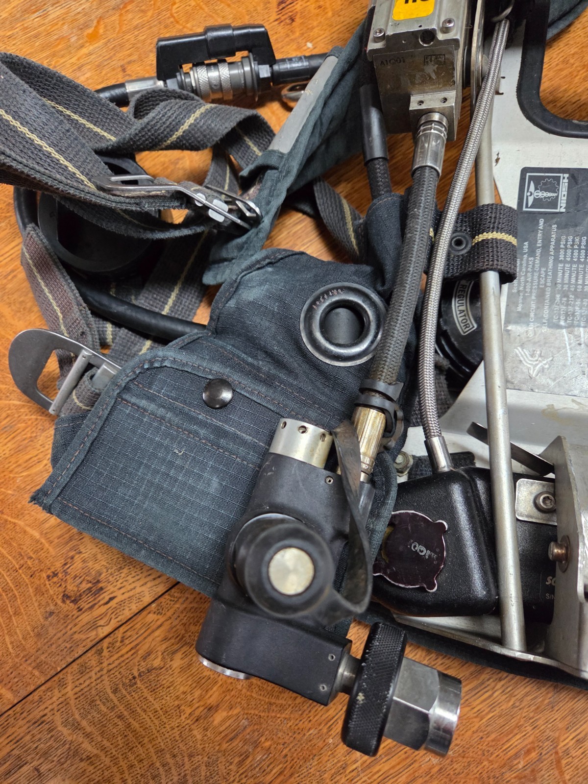 SCOTT AP50 4.5 4500 SCBA Air Pack Harness EZ-Flow Air Pak Plus with Sensor N