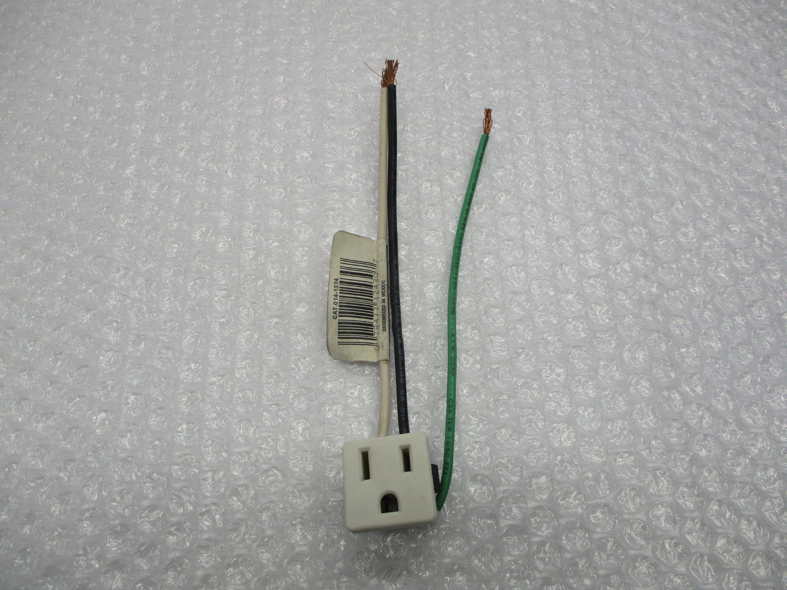 LEVITON 014-1374 RECEPTACLE NSNP