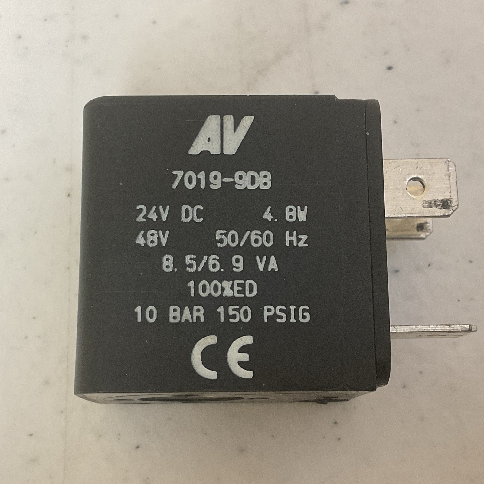 NEW, AUTOMATIC VALVE 7019-9DB SOLENOID COIL, 24VDC, 59/60 HZ, FREE SHIPPING