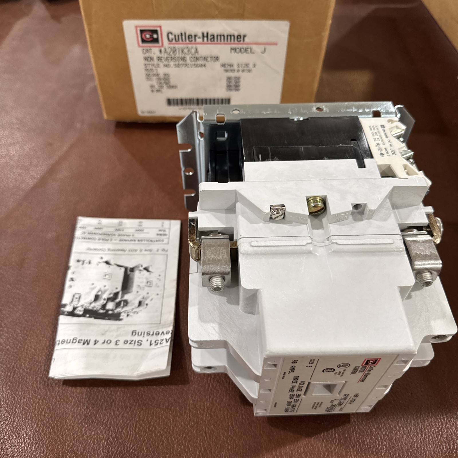 EATON CUTLER HAMMER A201K3CA 3 Pole A200 SZ 3 None Reversing Contactor 120V J