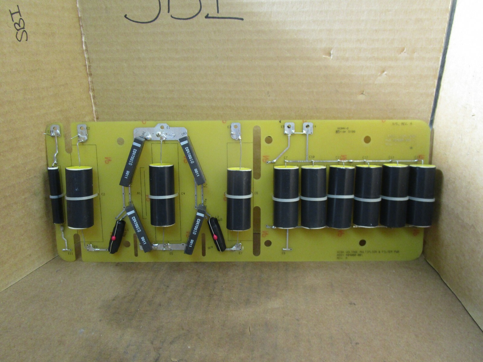 No Name High Voltage Multiplier & Filter Circuit Board 404000-001 Rev A Used
