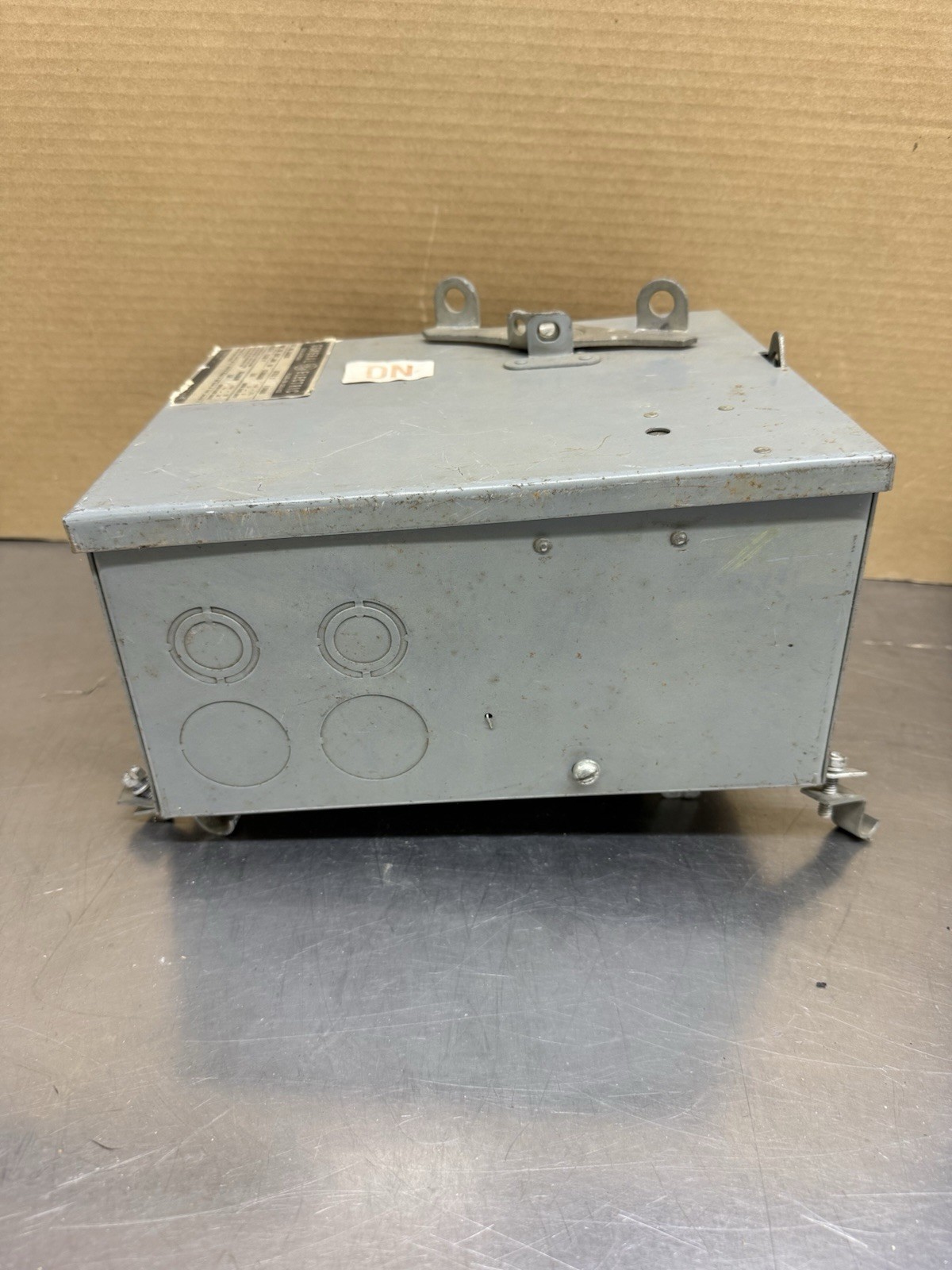 General Electric DH422R Flex A Plug Buss Plug Switch Fusible 60A 240V