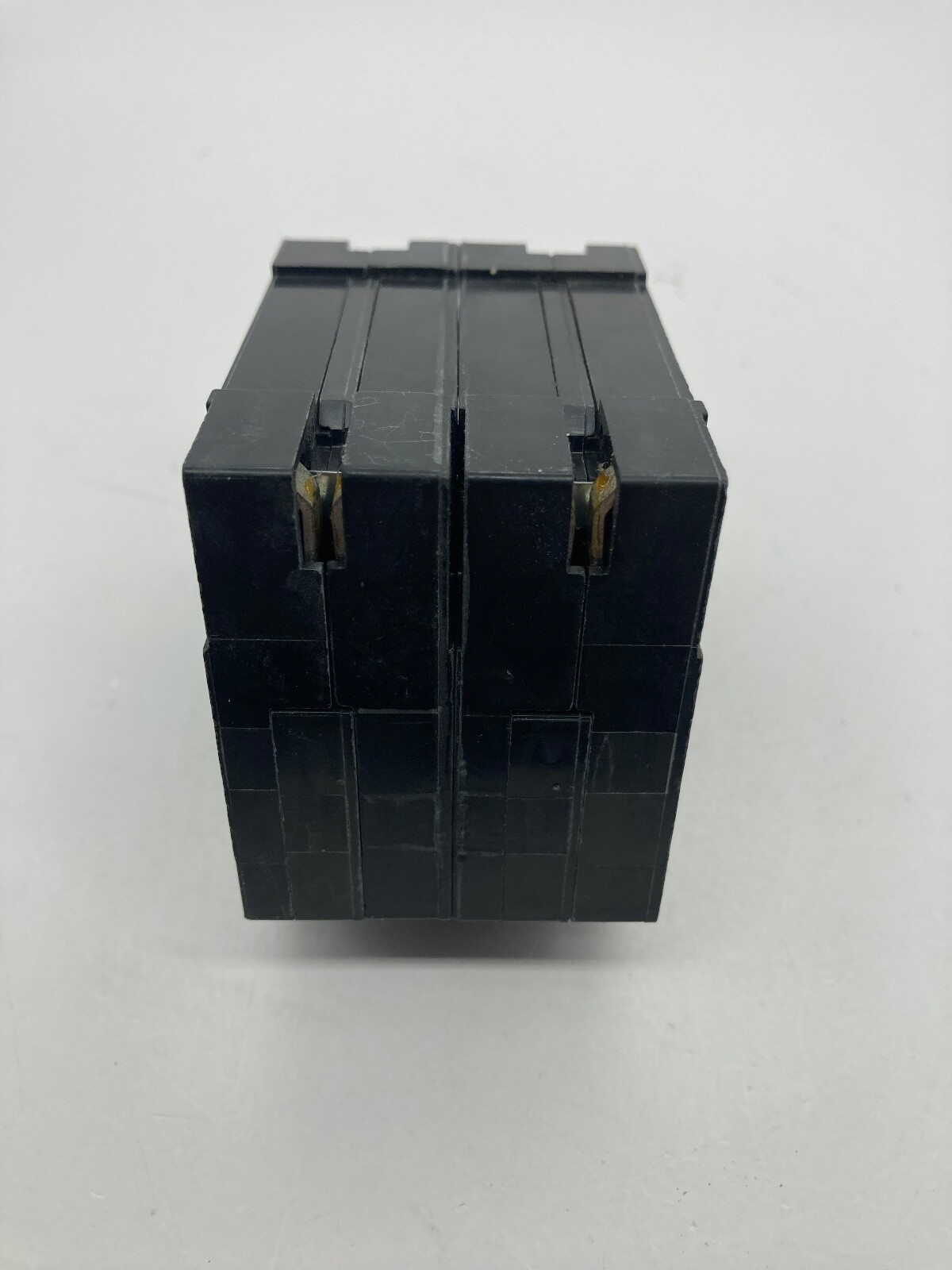 HOMT2020230 Homeline Quad Two 1 Pole 20 Amp One 2P 30 Amp Plug In Tandem Breaker