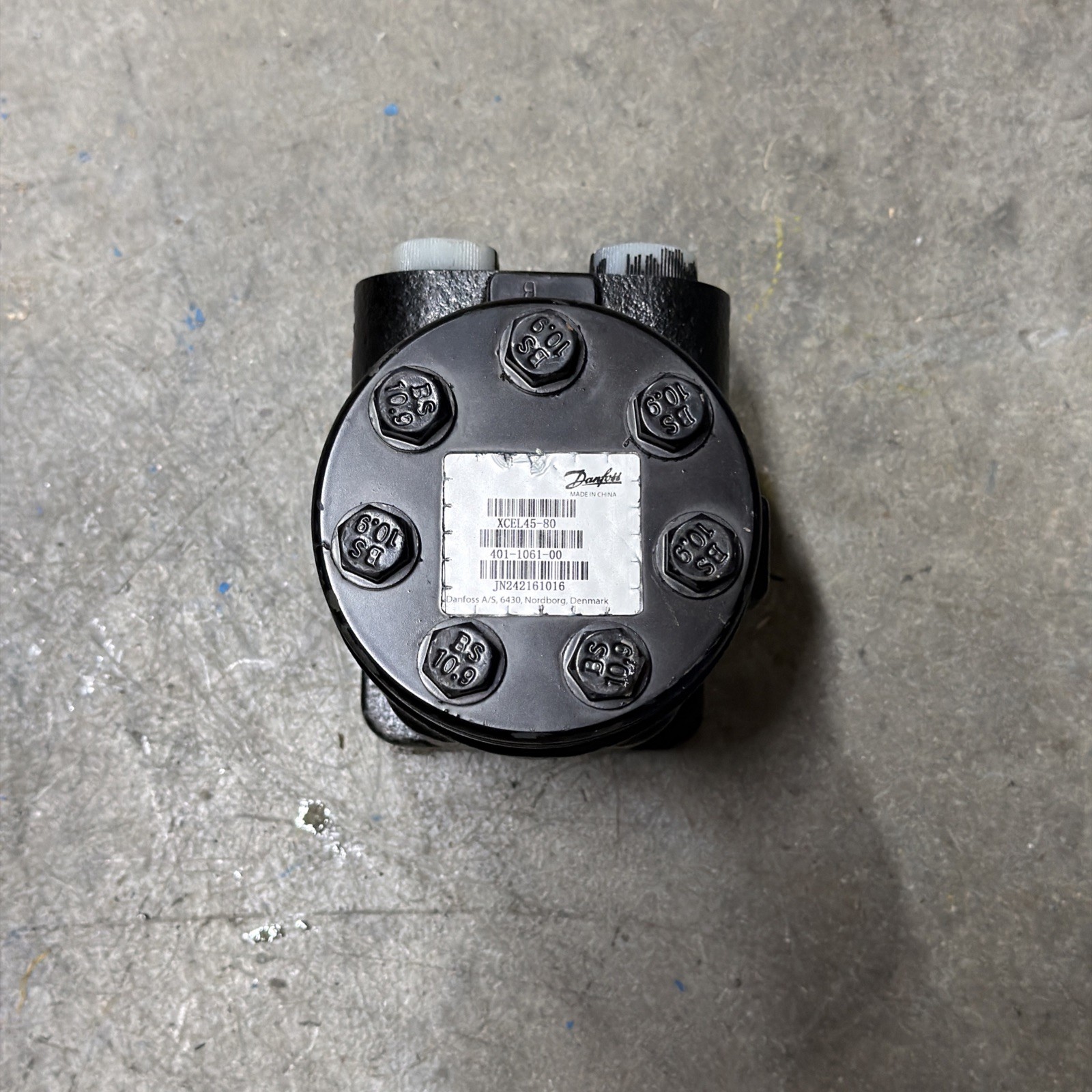 Danfoss Eaton XCEL45-80 Steering Control Unit. New!! Free Shipping.