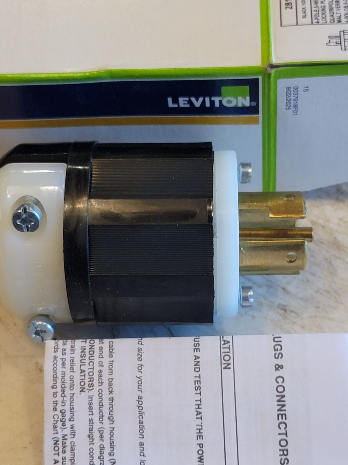 LEVITON 2811 30-AMP 120/208V 4-POLE, 5-WIRE, LOCKING PLUG GROUNDING