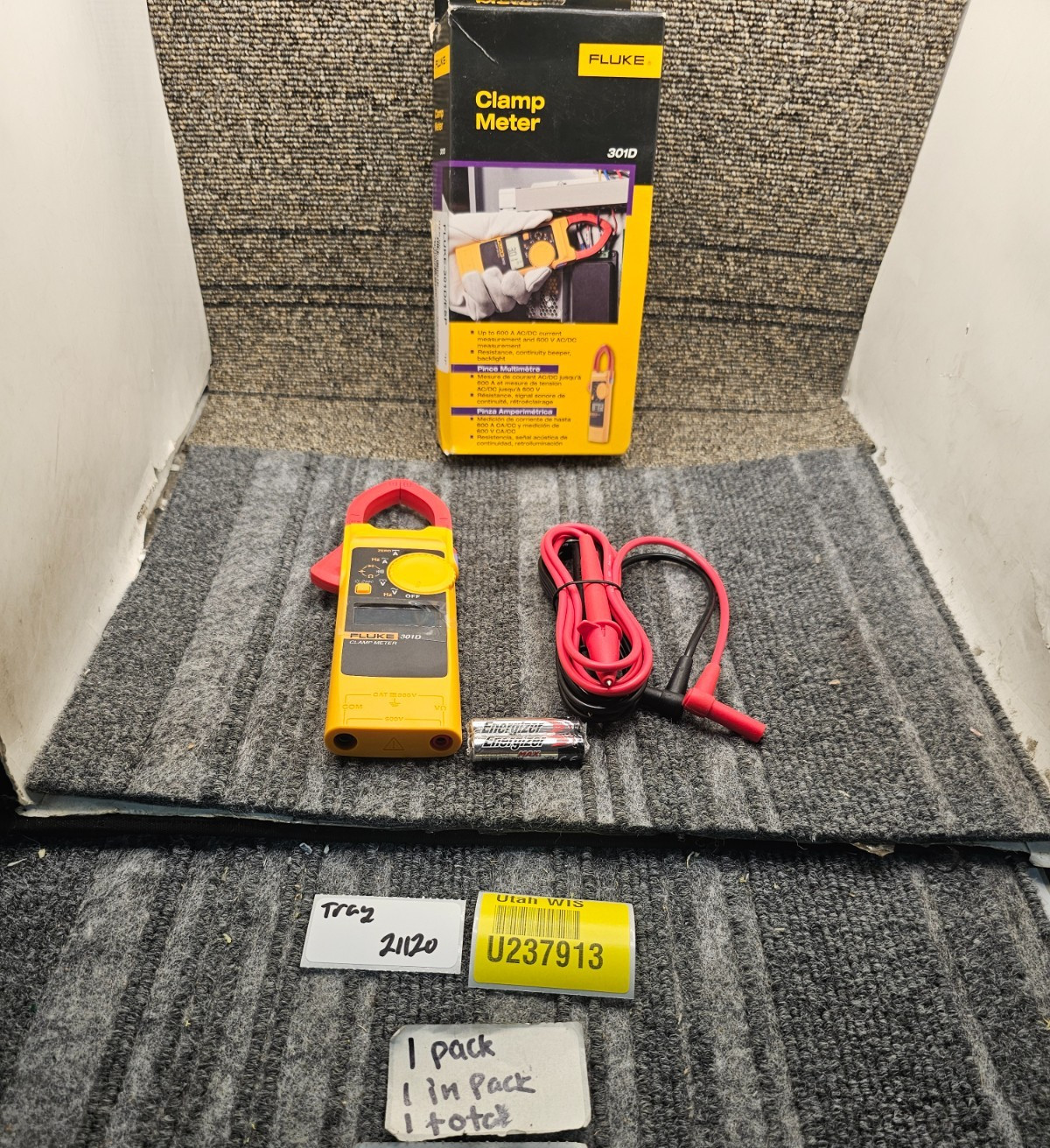 Fluke 301D/ESP Ultra-Slim Body Thin-Jaw Palm-Sized AC/DC Digital Clamp Meter