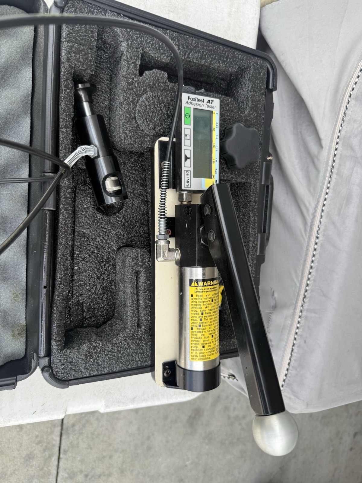 DeFelsko PosiTest AT Adhesion Tester Kit w/ Carrying Case, Adhesion Tester