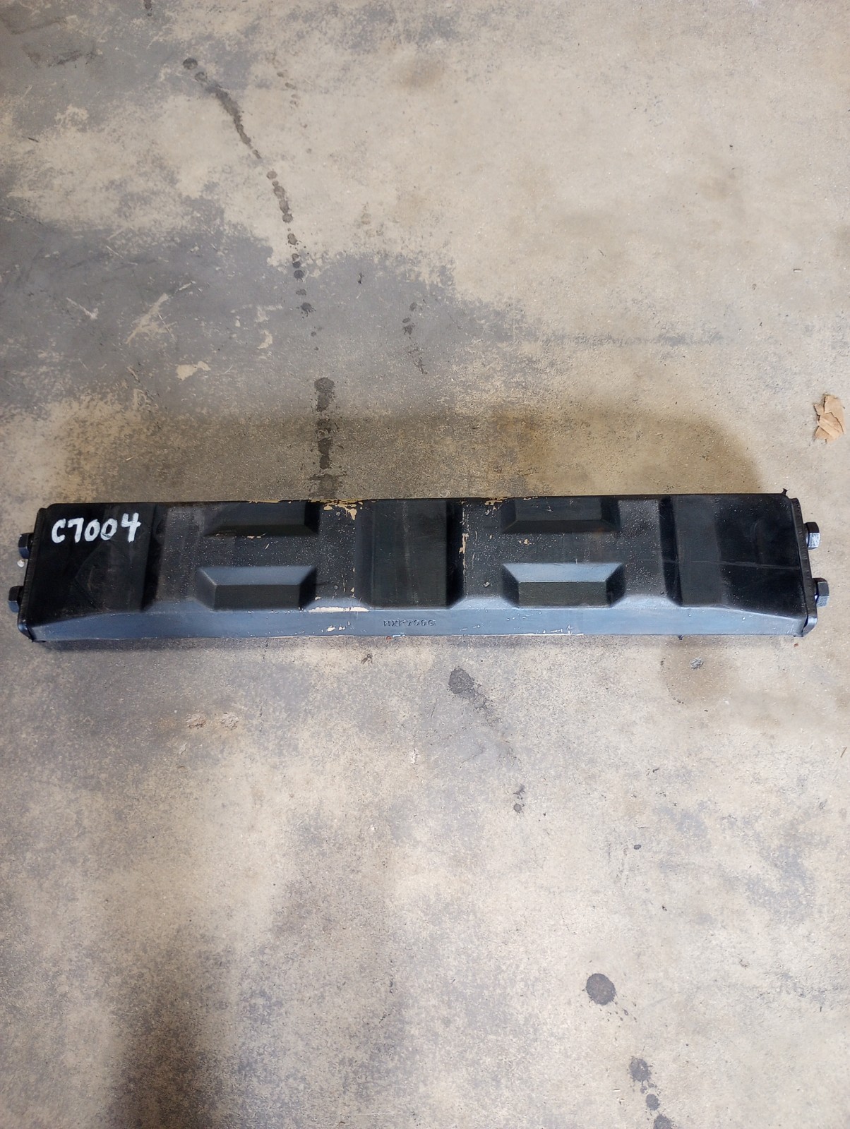 ROADLINER EXCAVATOR CLIP ON RUBBER PADS 700 MM WIDTH FITS MULTIPLE BRANDS