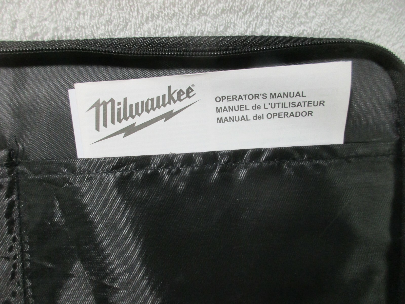 Milwaukee 2505-20 M12 FUEL Installation Drill/Driver with battery and charger