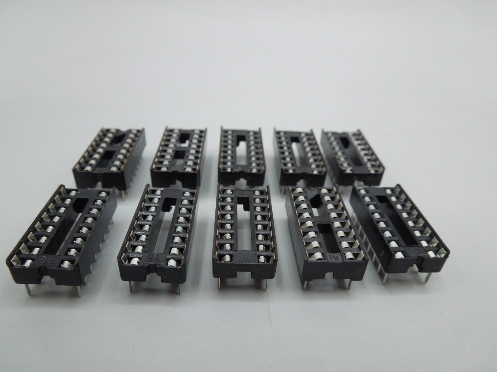 16 pin DIP IC Sockets Adaptor Solder Type Socket – US Seller (QTY 10)
