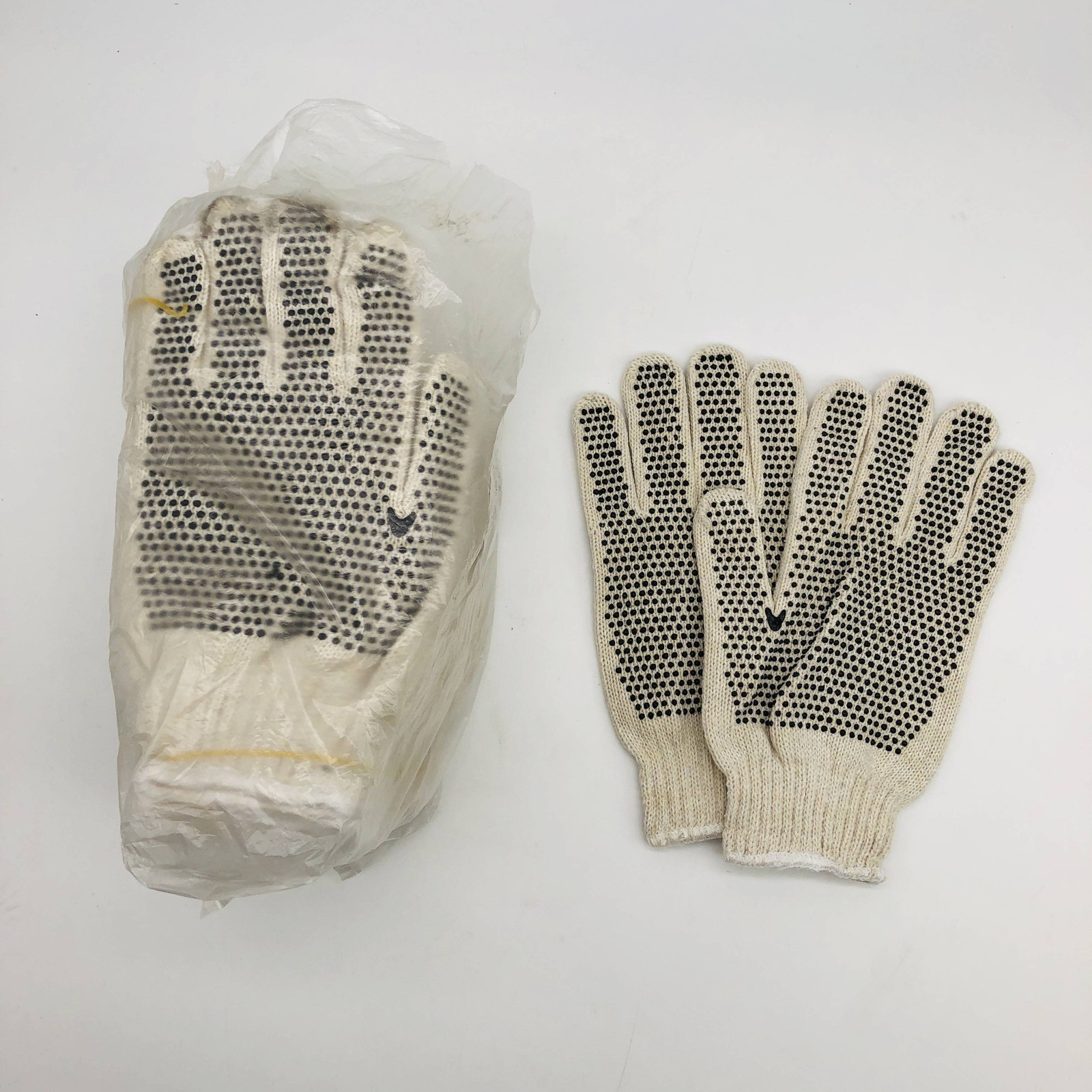 Elco M66PC-PD2 Work Gloves Mens Size XL PVC Dots Cotton/Poly String Knit 12pairs