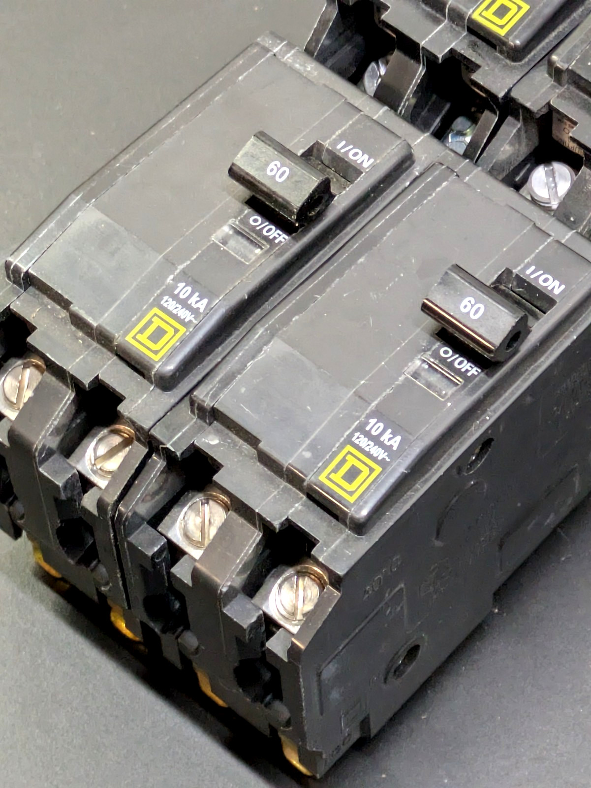 Mixed Lot of 4 SQUARE D QO220 QO240 QO260 Circuit Breakers – DPST 20A 40A 60A
