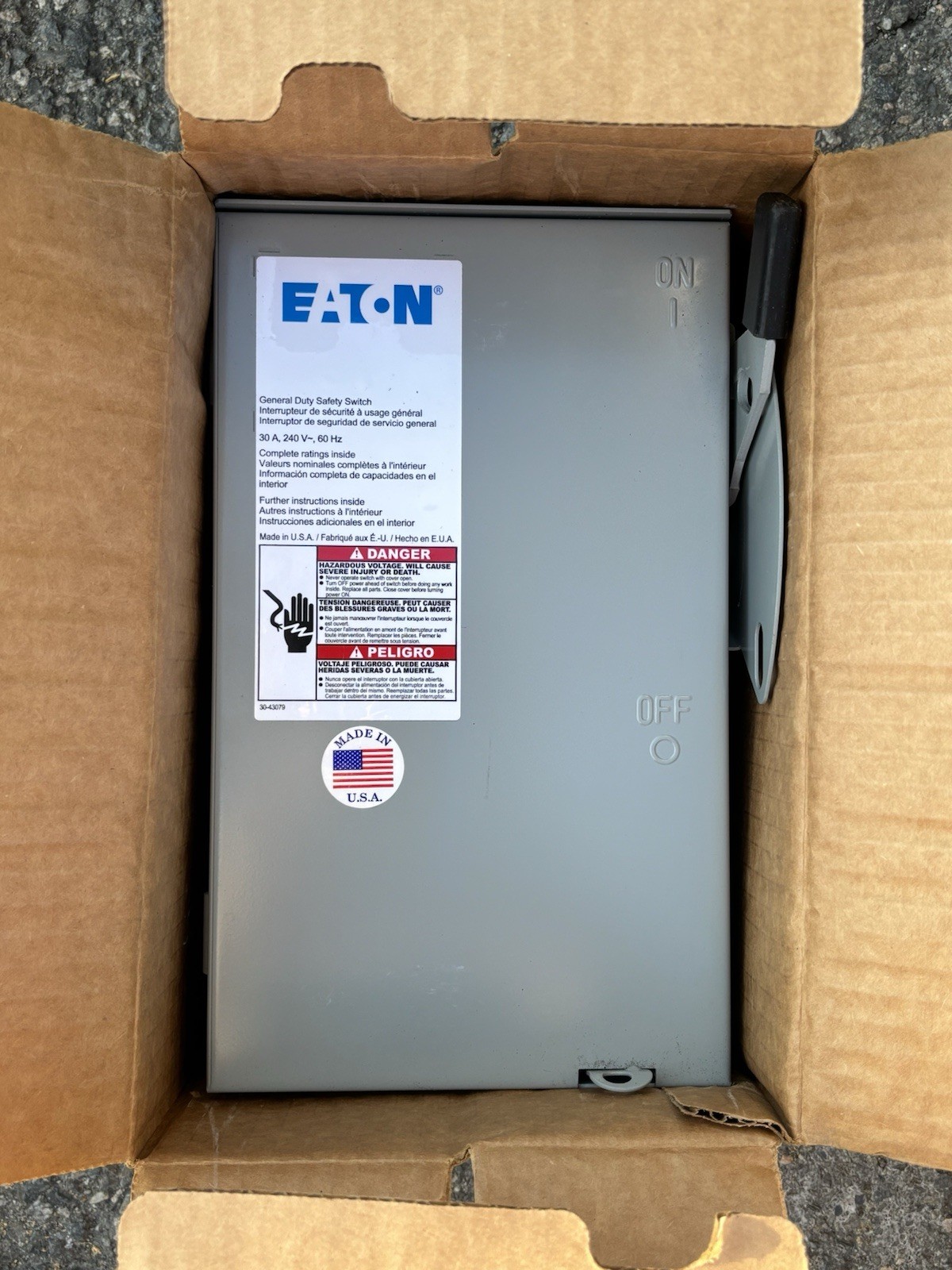 EATON DG221URB Non Fusible General Duty Safety Switch 2 Pole 30 Amp