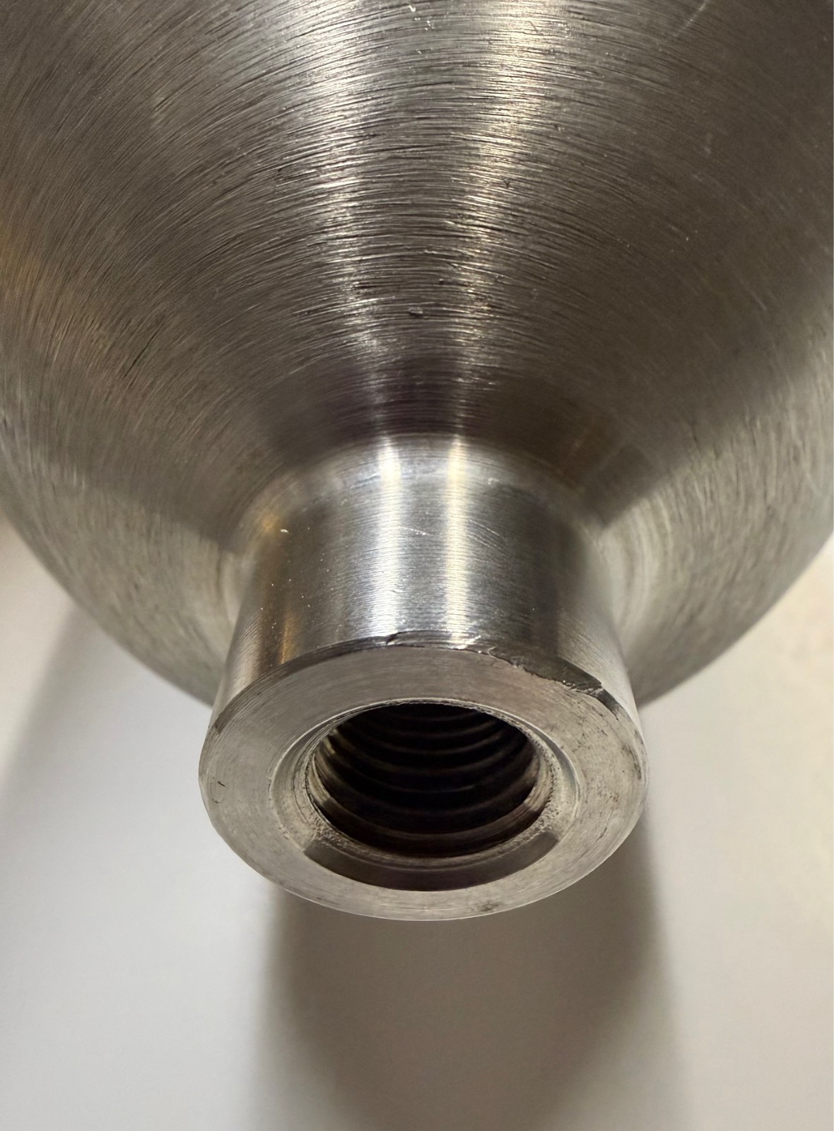 SWAGELOK-WHITEY304L-HDF4-1000CC-1 STAINLESS DOUBLE ENDED TPED-COMPLIANT CYLINDER