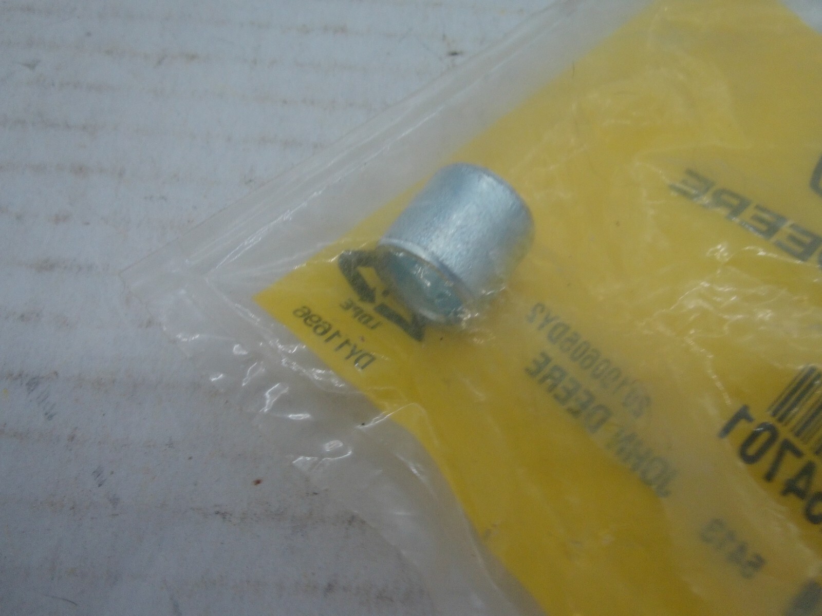 JOHN DEERE- SPACER – R54701 – L&G SH23BX1