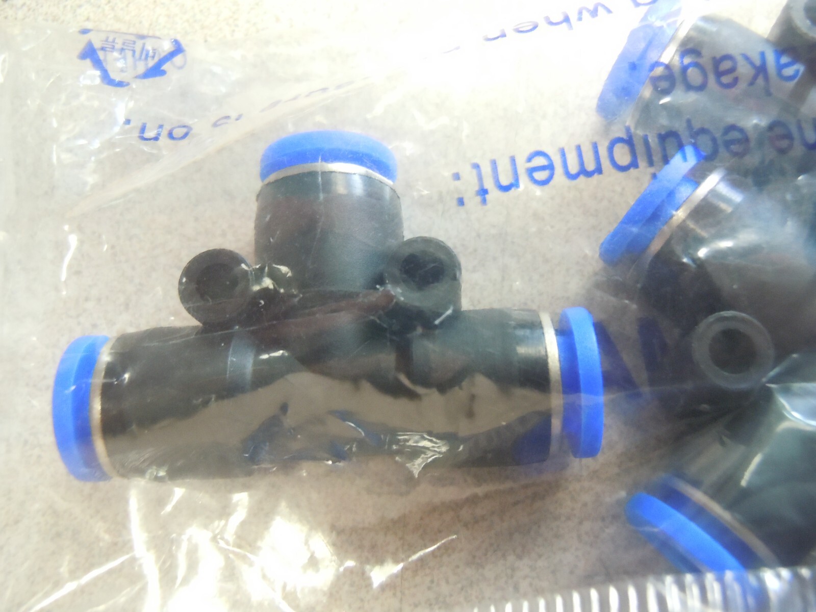 CDC 6mm to 6mm 3 Ways Push in One Touch Tee Shaped Quick Fittings BAg of 10 pcs