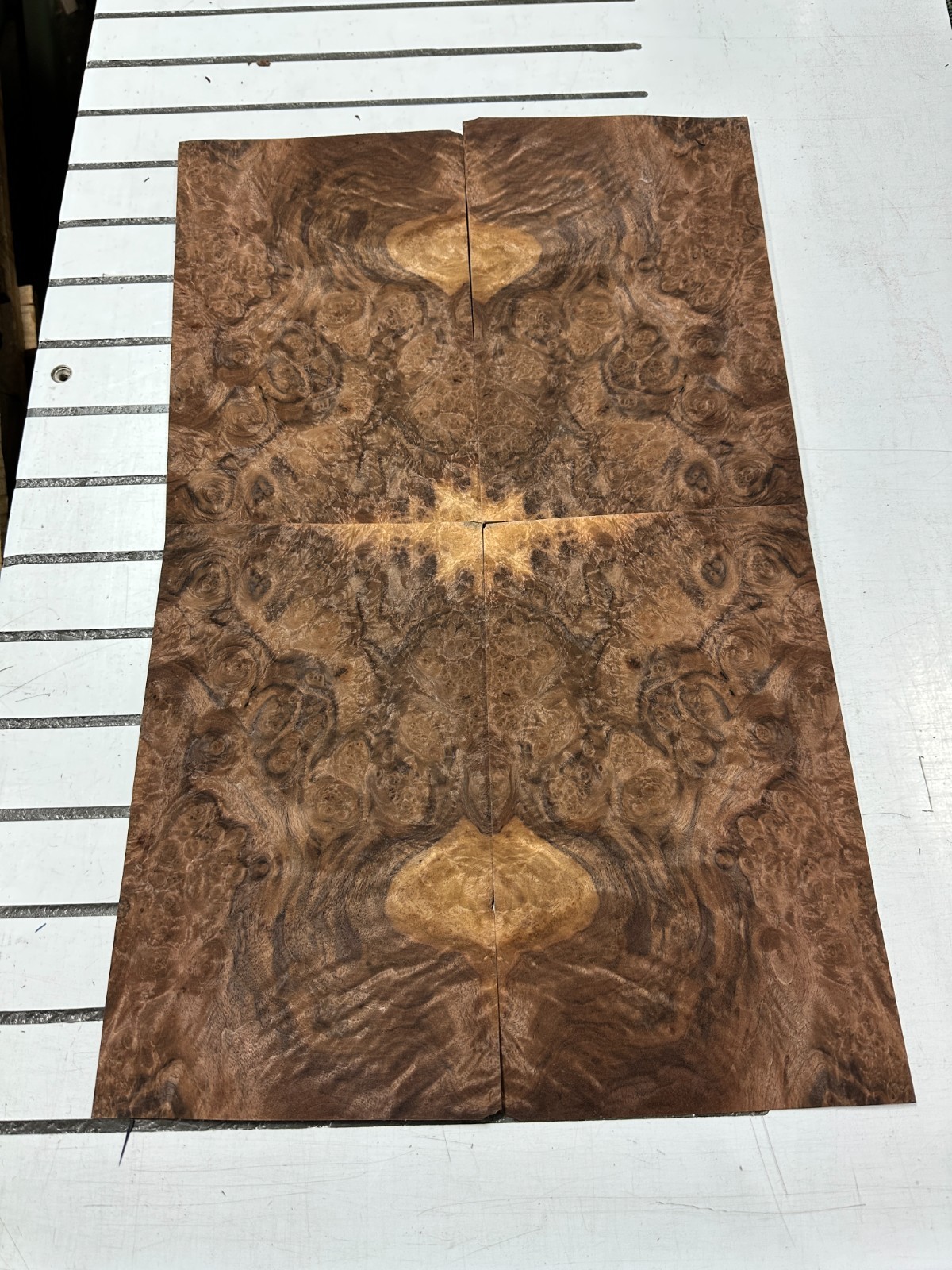 Walnut Burl Raw Wood Veneer 2 sheets 12» x 7» 319F