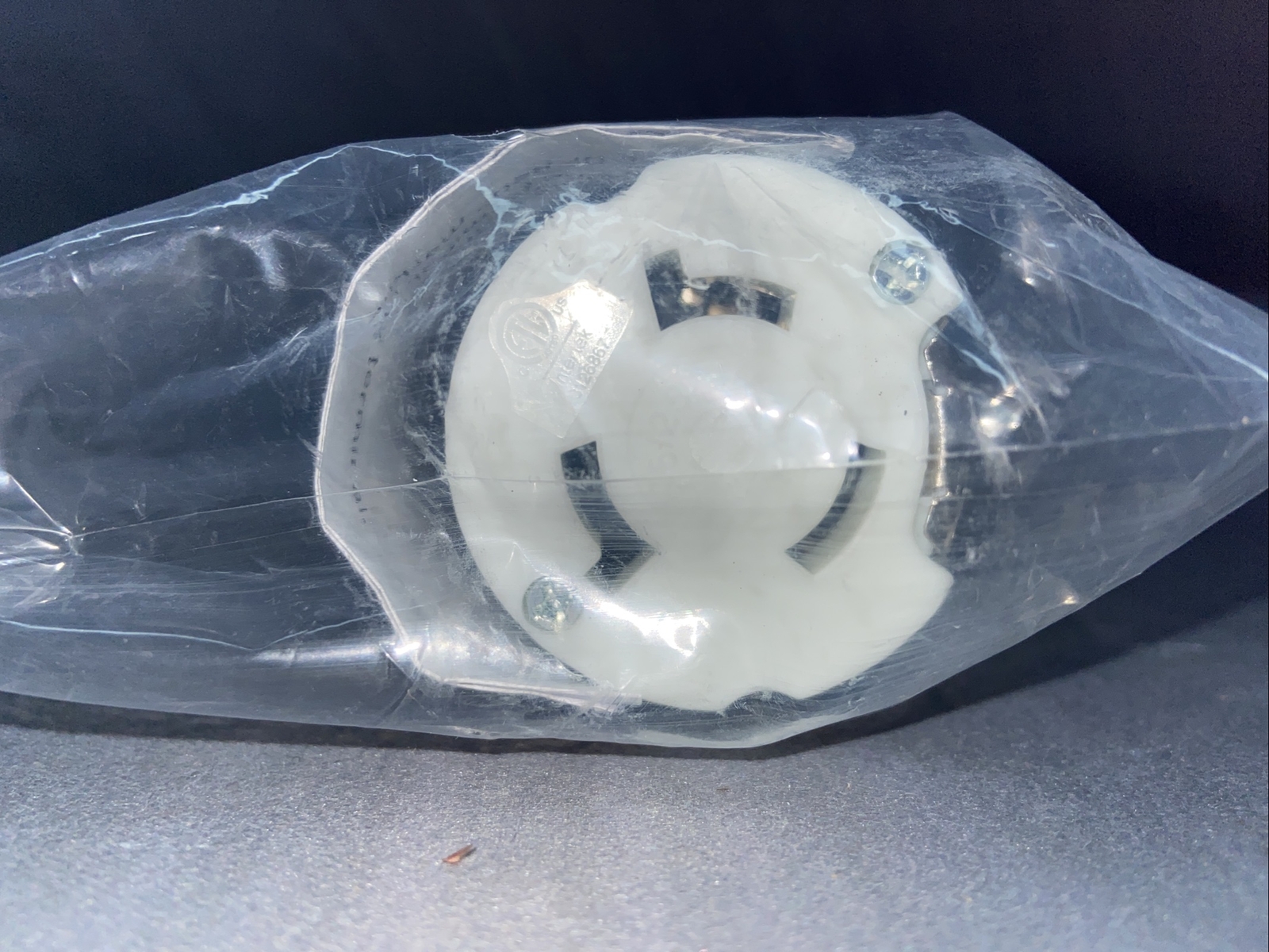Epicord 50A 125/250V NEMA SS2-50R Locking Female Connector**FAST FREE SHIPPING**