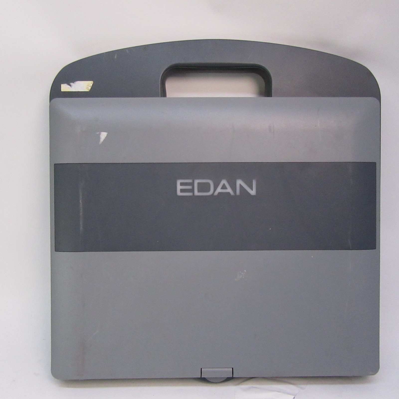 Edan Acclarix AX8 portable ultrasound *PARTS T12-D18